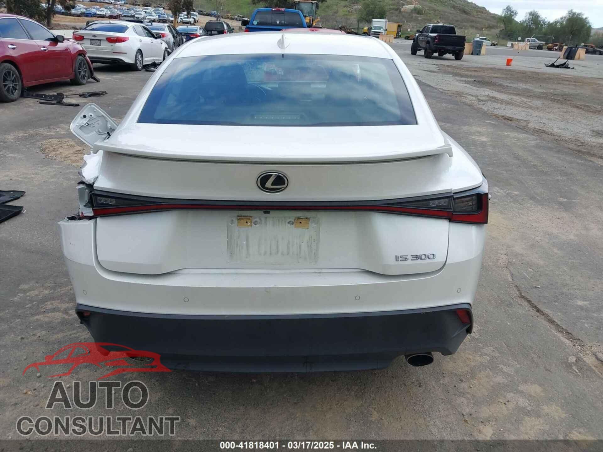 LEXUS IS 300 2021 - JTHCA1D21M5116584