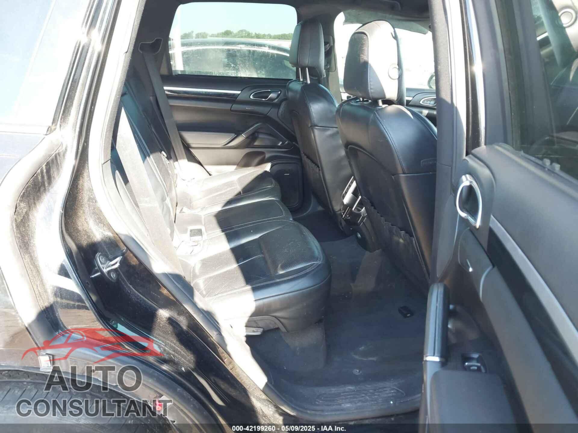 PORSCHE CAYENNE 2012 - WP1AA2A20CLA06038