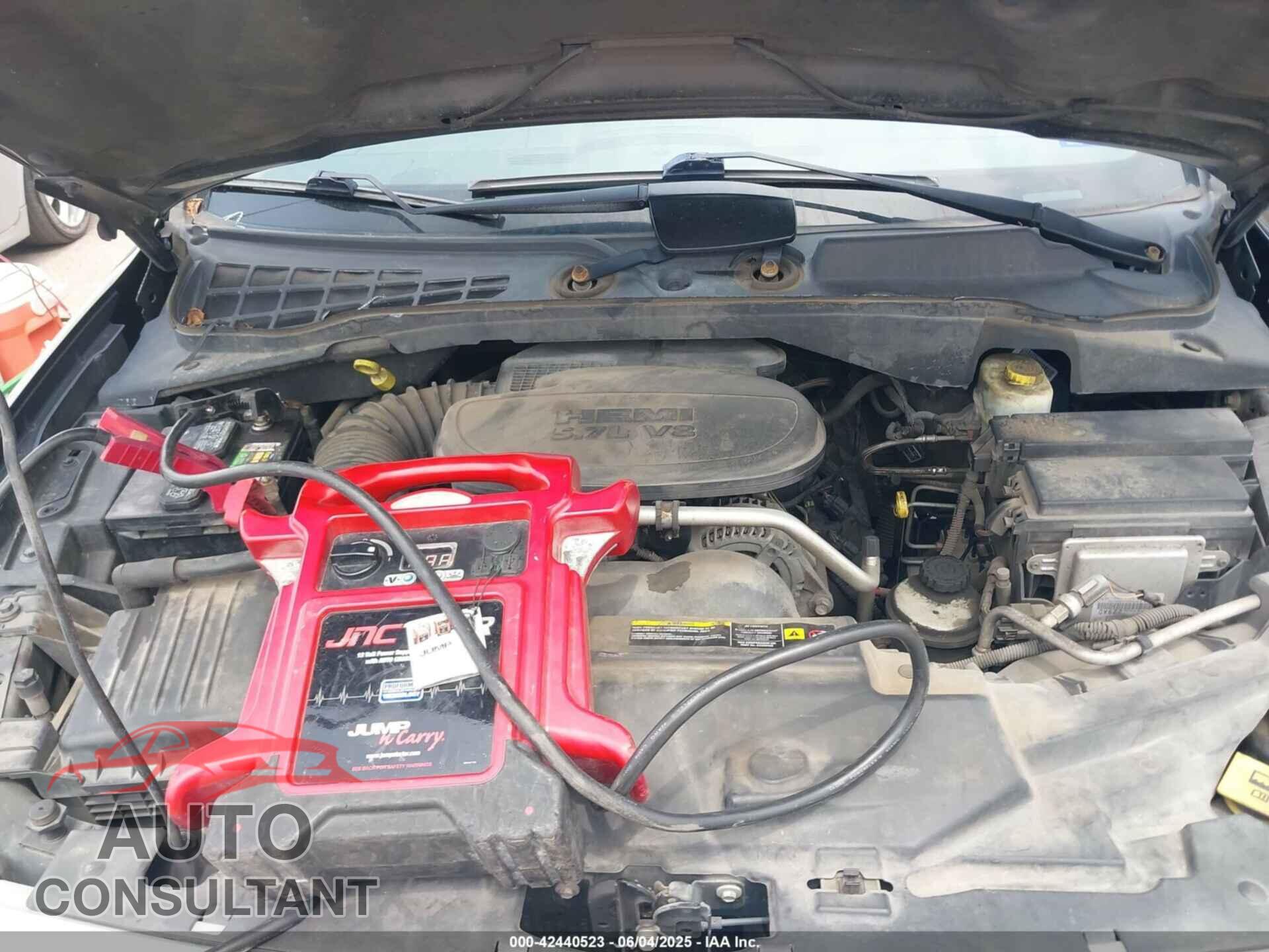 DODGE DURANGO 2009 - 1D8HB48T79F701892