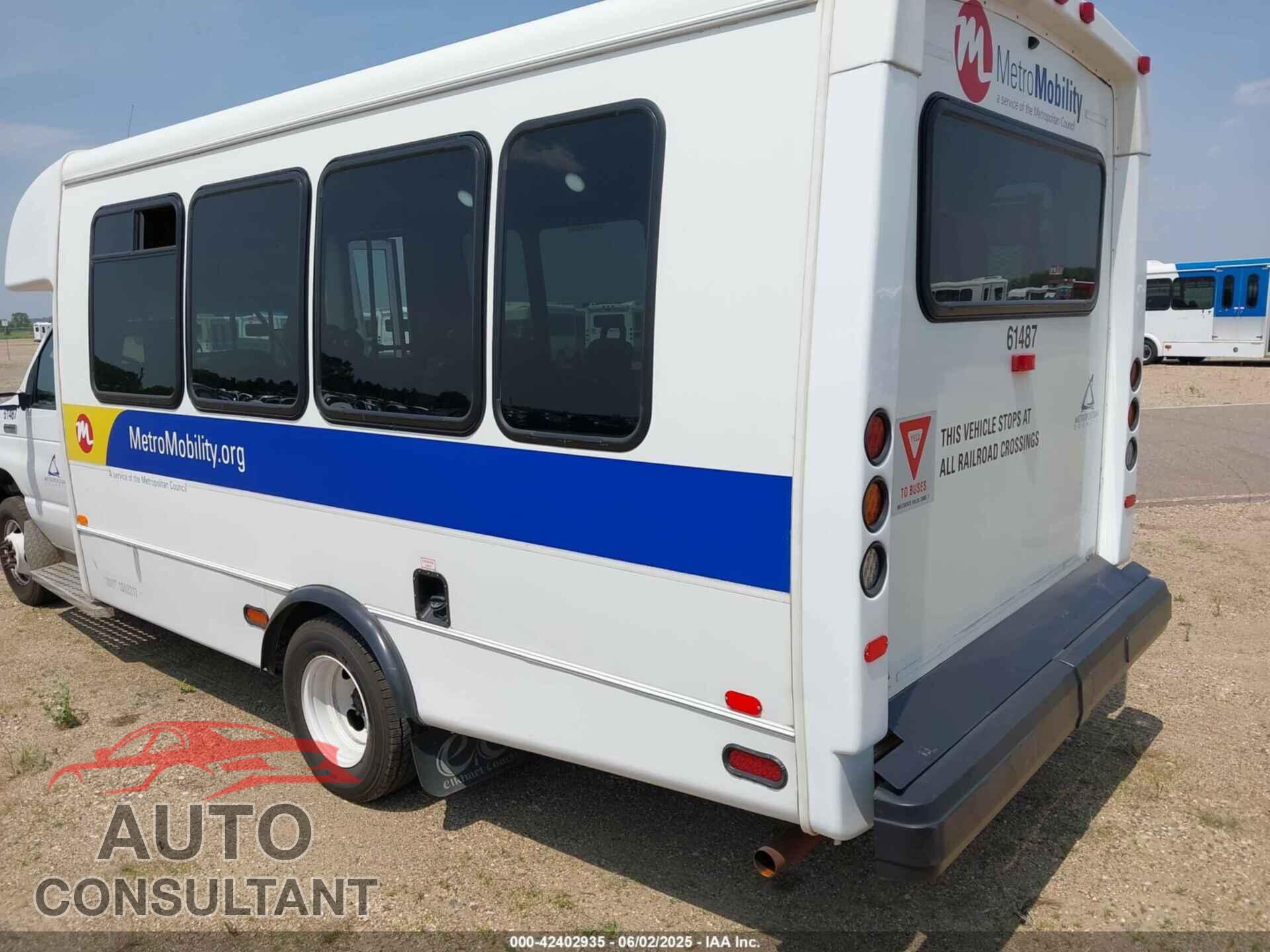 FORD E-450 CUTAWAY 2019 - 1FDFE4FS2KDC59656