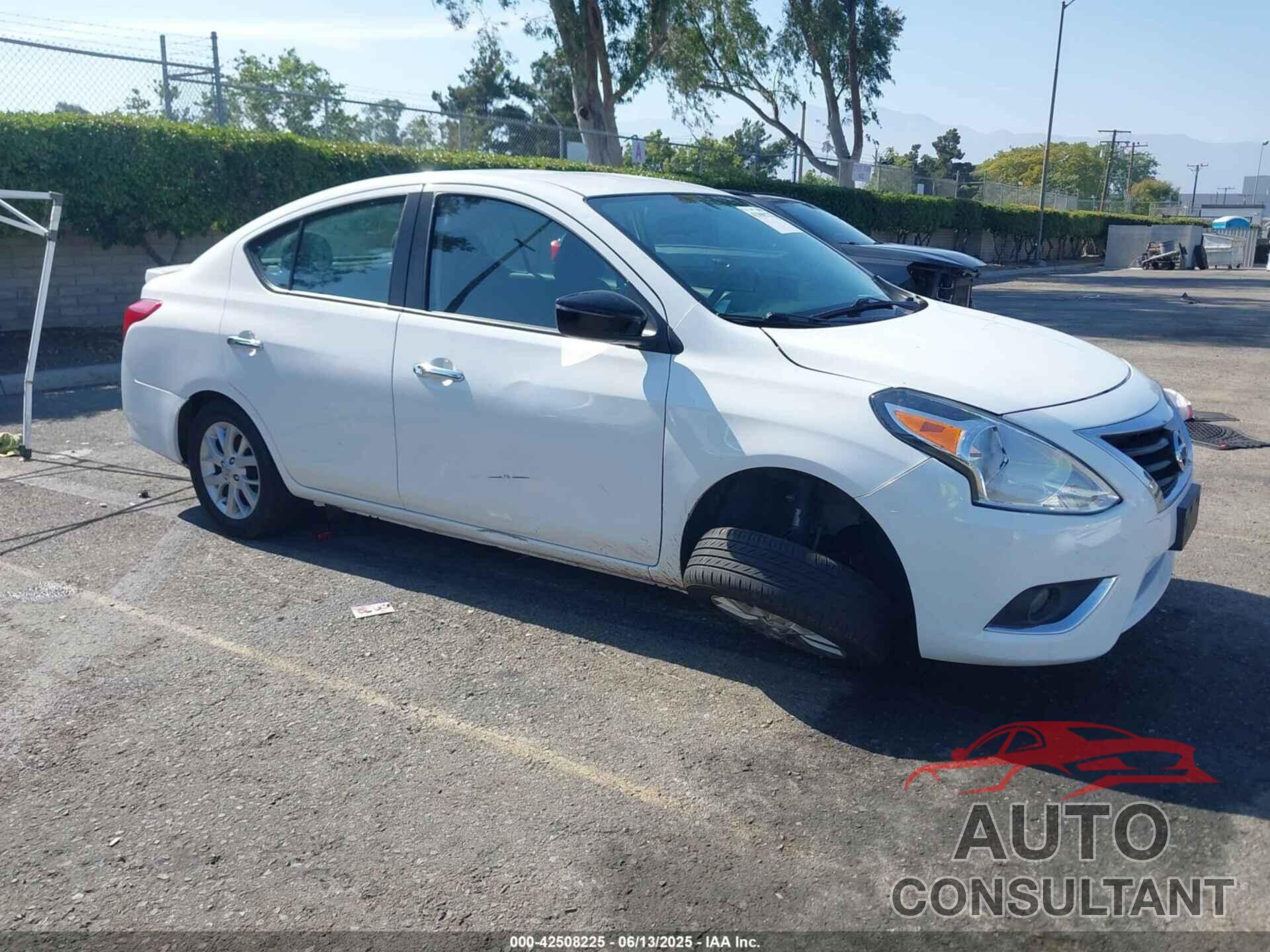 NISSAN VERSA 2015 - 3N1CN7AP7FL906843