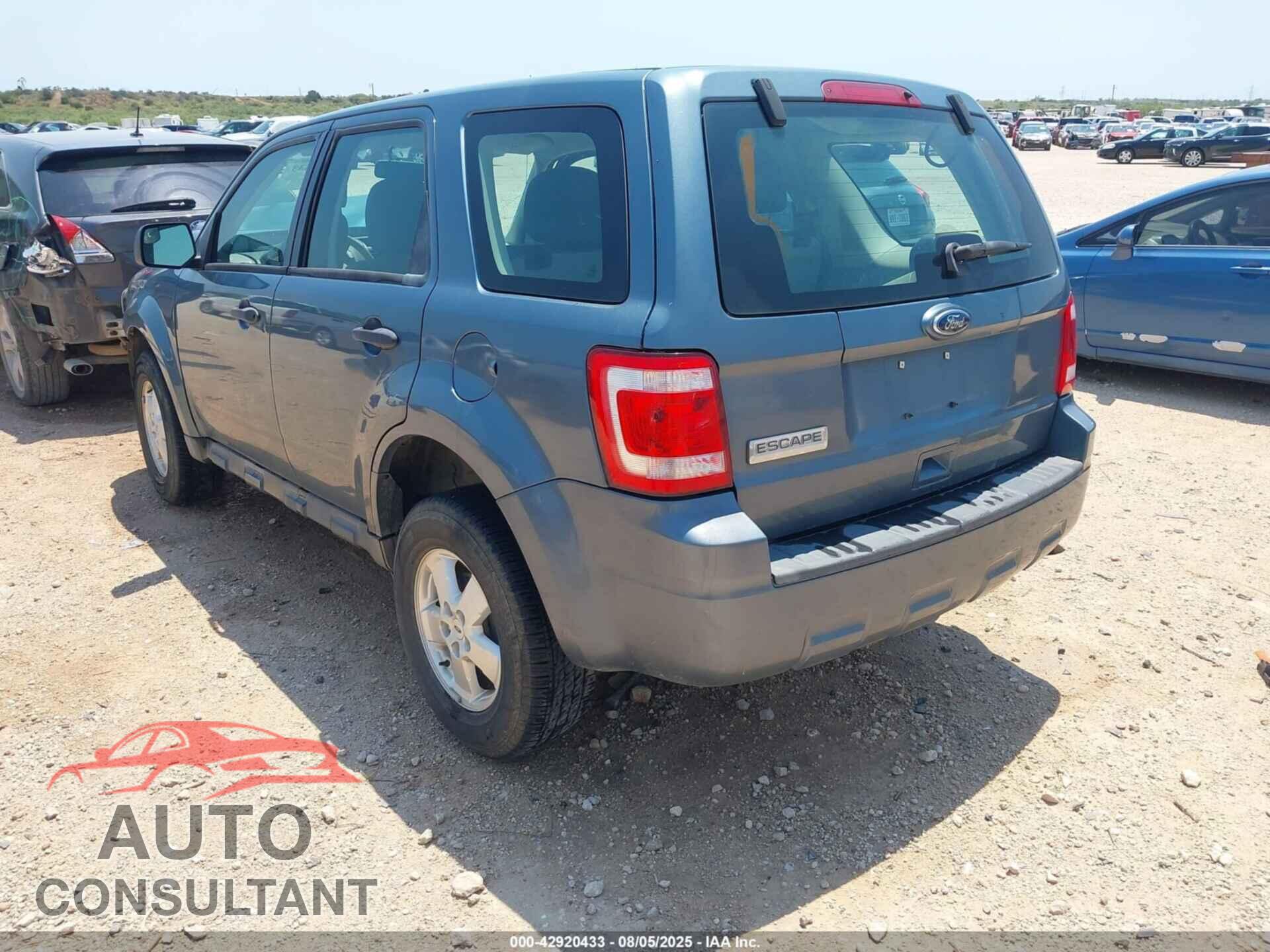 FORD ESCAPE 2011 - 1FMCU0C70BKA43833
