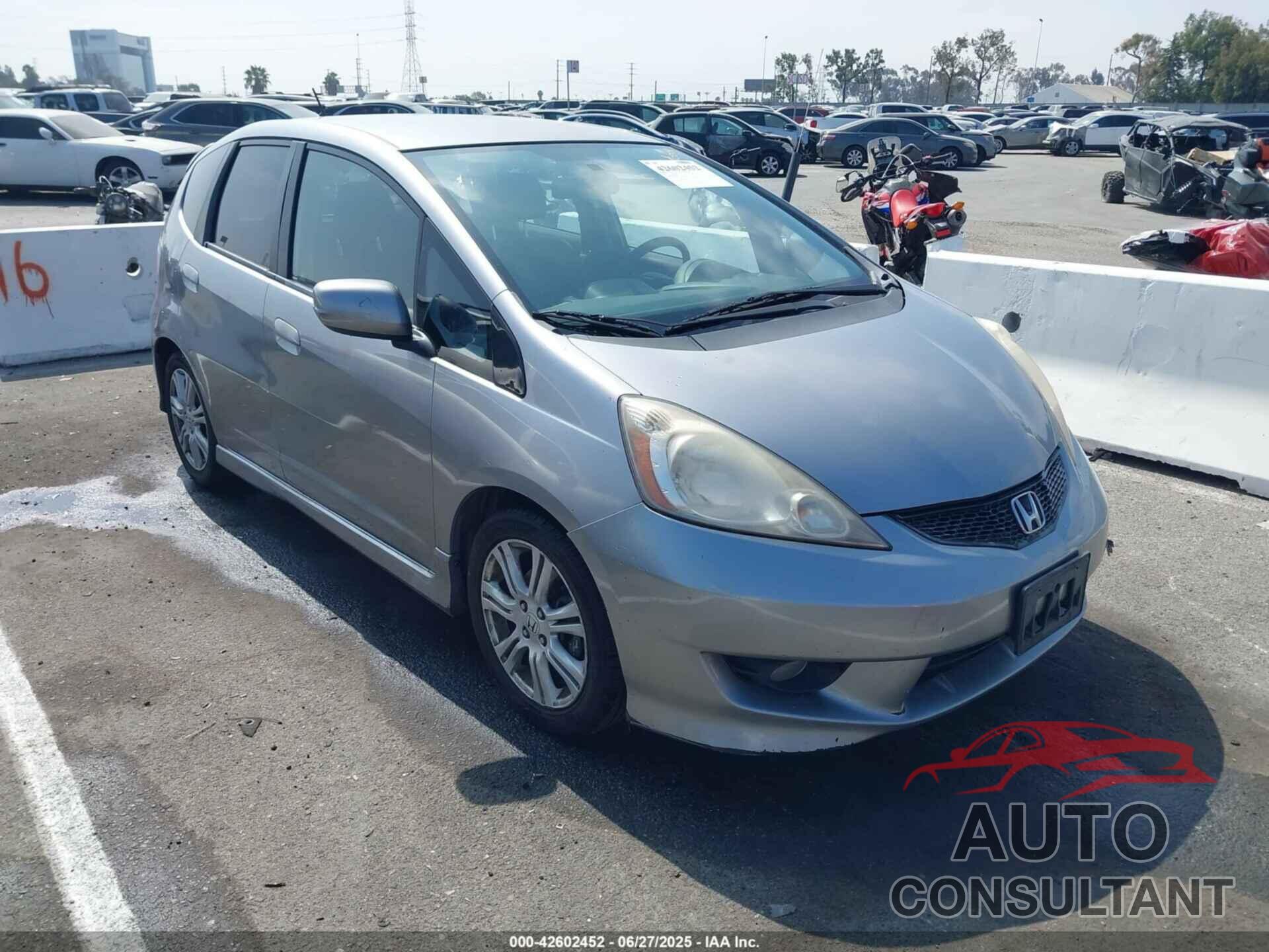 HONDA FIT 2009 - JHMGE88499S008698