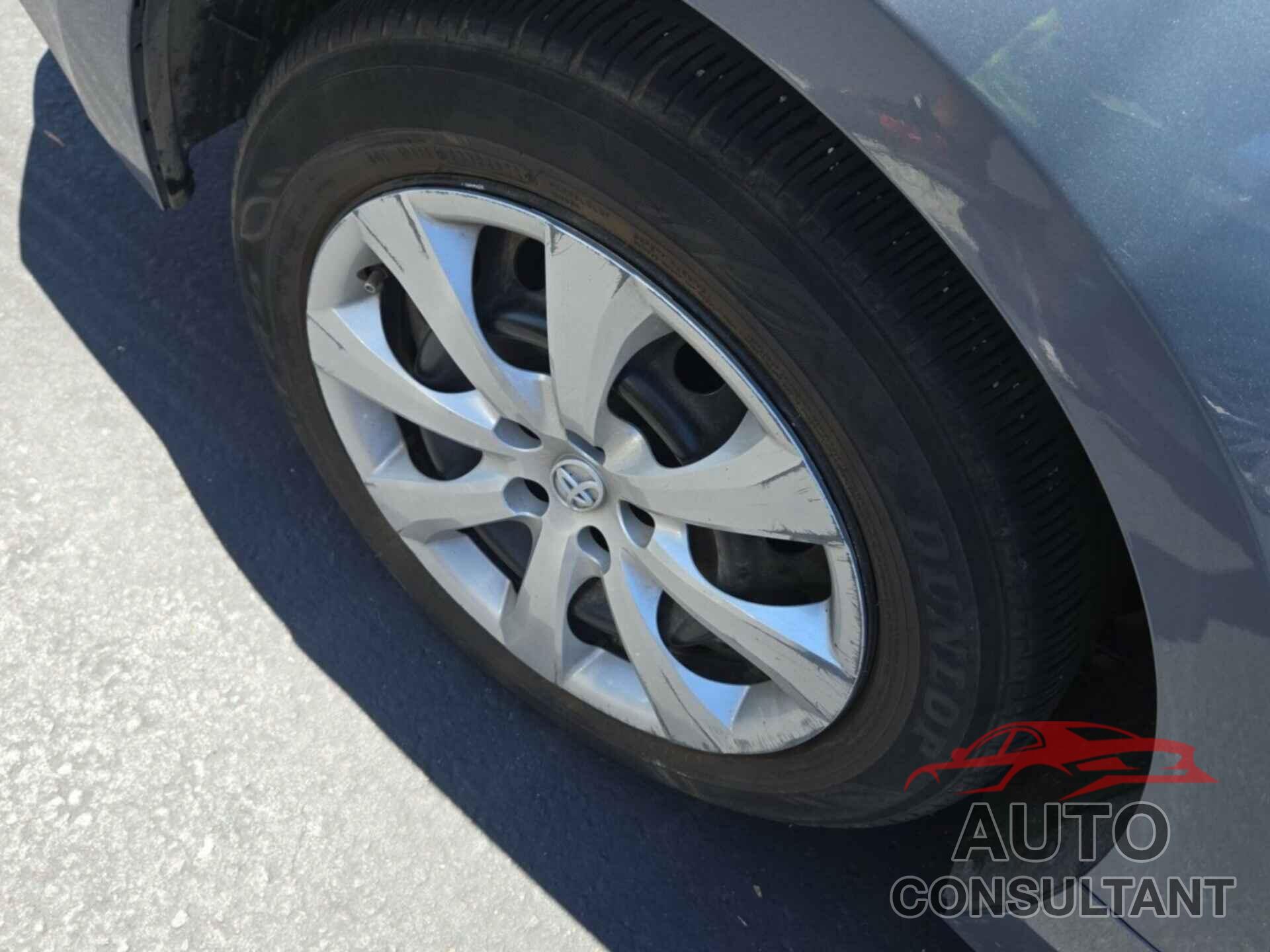 TOYOTA COROLLA 2023 - 5YFB4MDE2PP031583