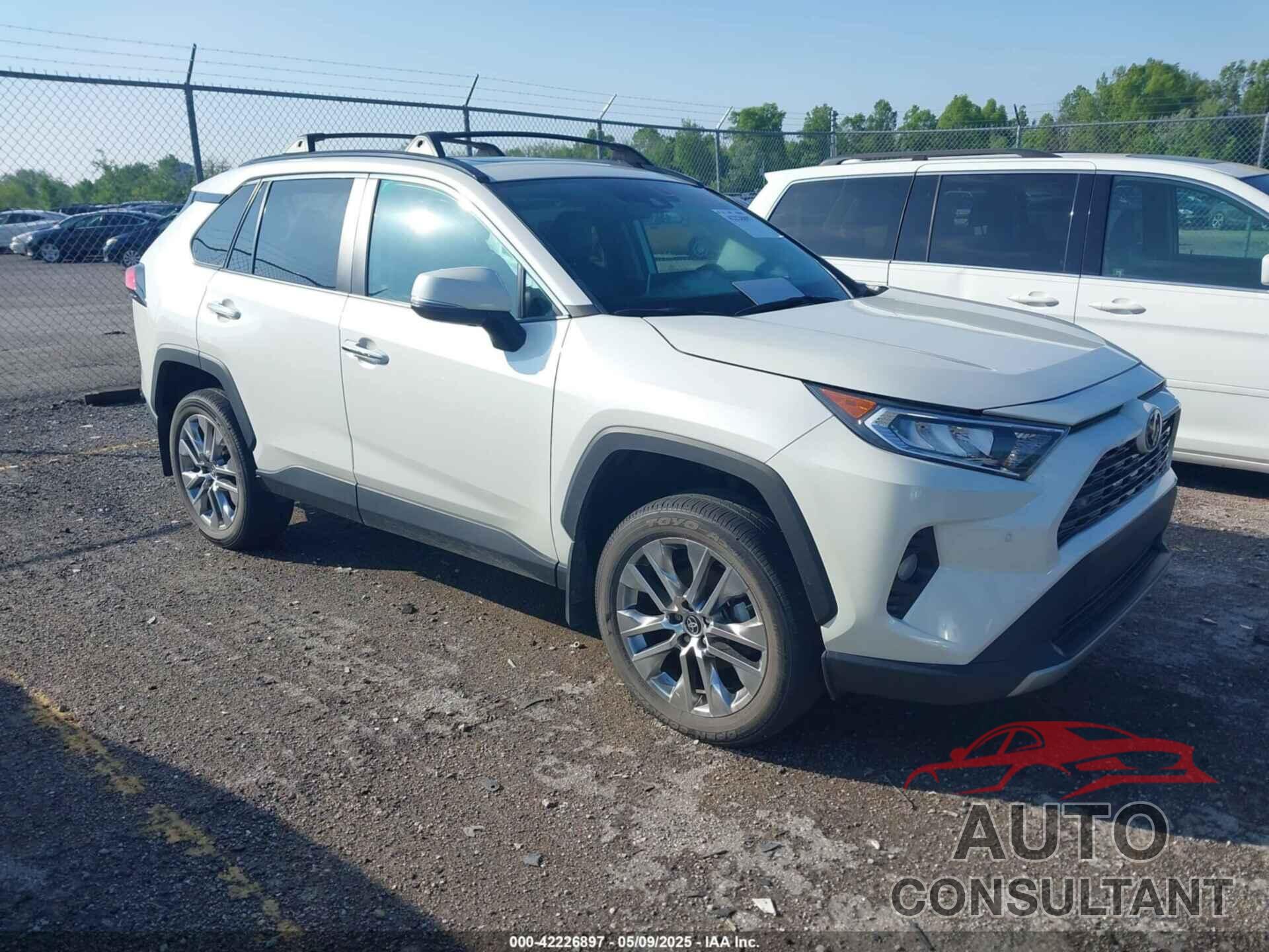 TOYOTA RAV4 2021 - 2T3N1RFV3MW182269
