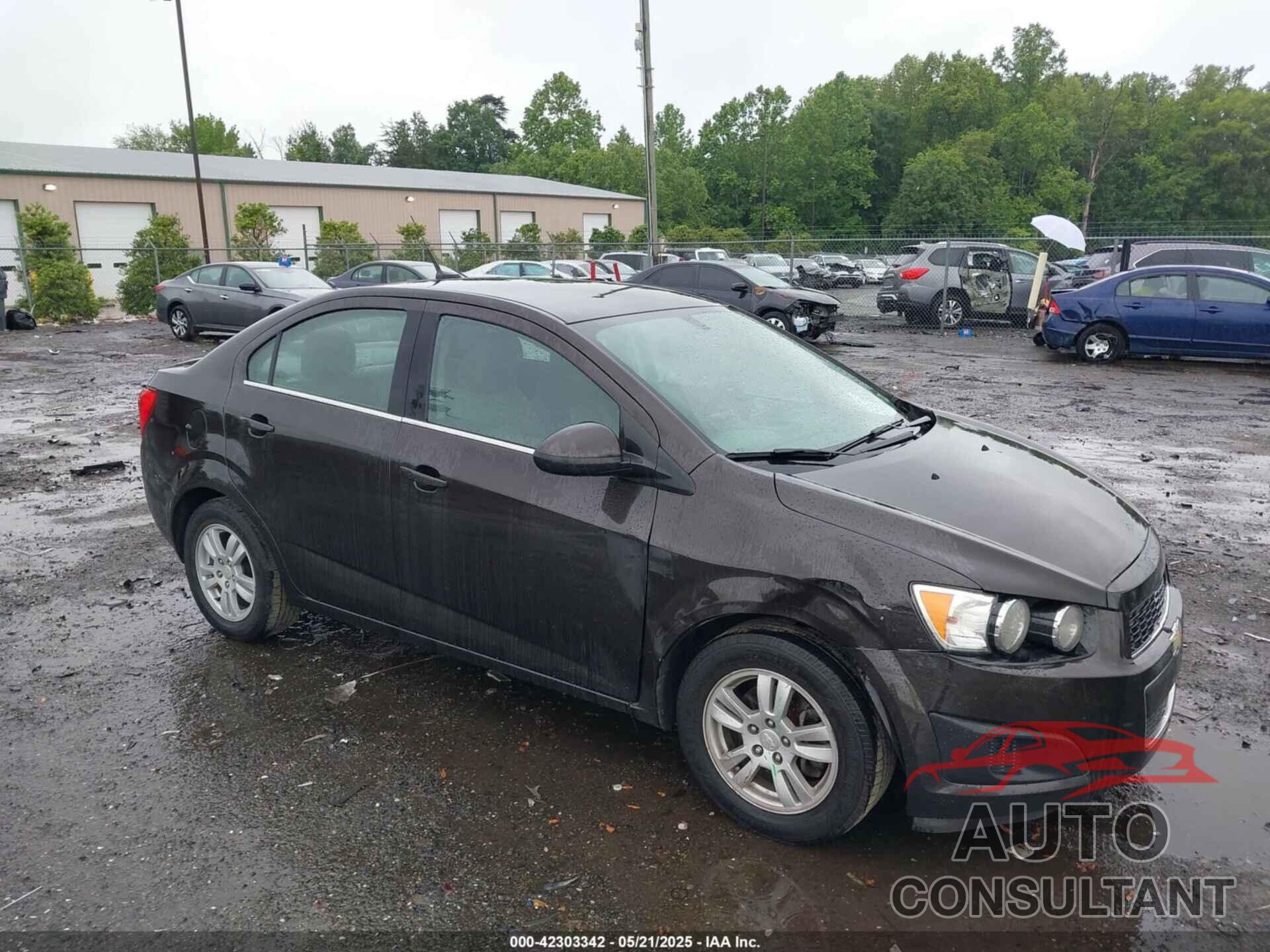 CHEVROLET SONIC 2014 - 1G1JC5SH6E4243834