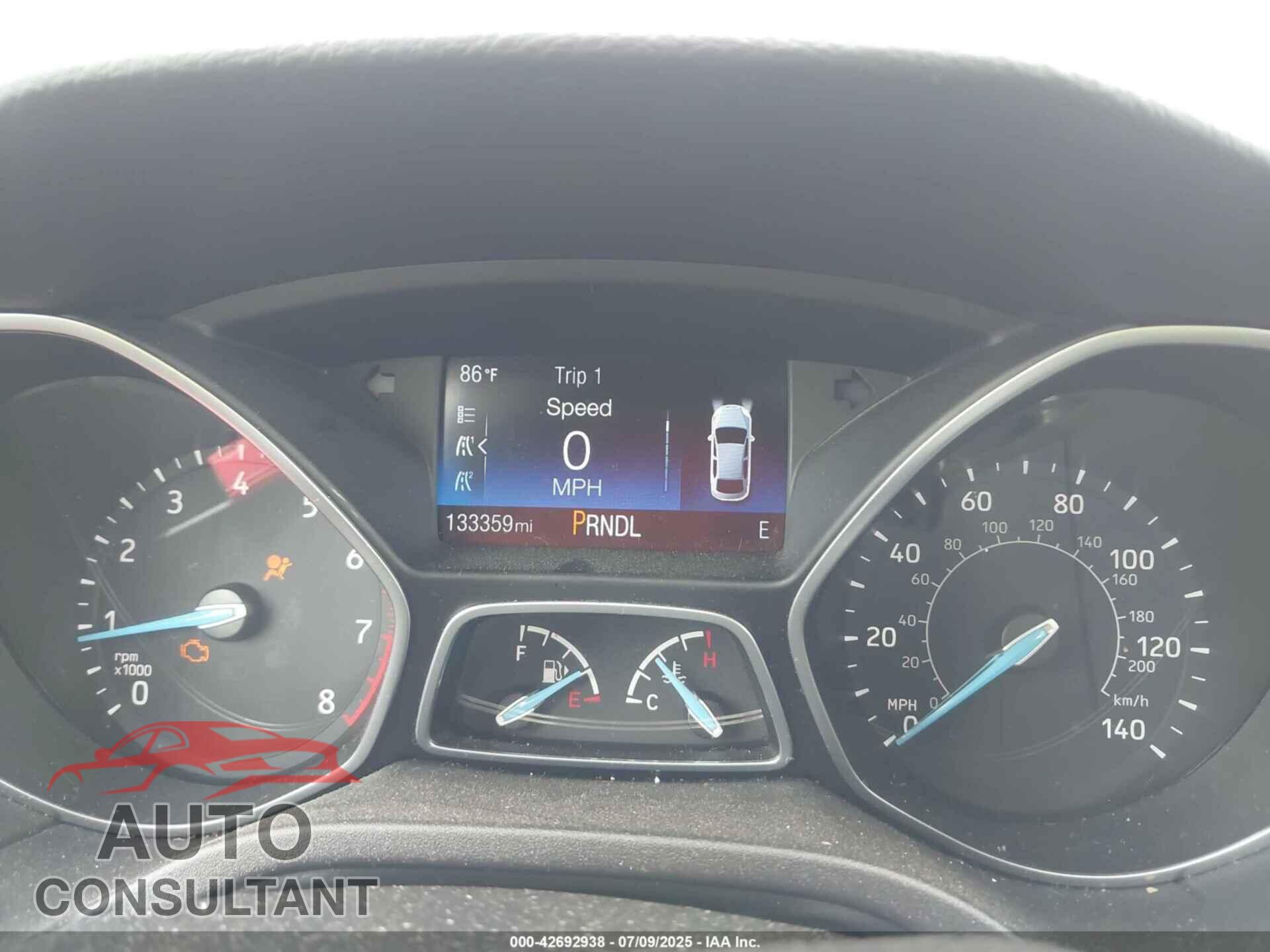 FORD FOCUS 2017 - 1FADP3F29HL222057