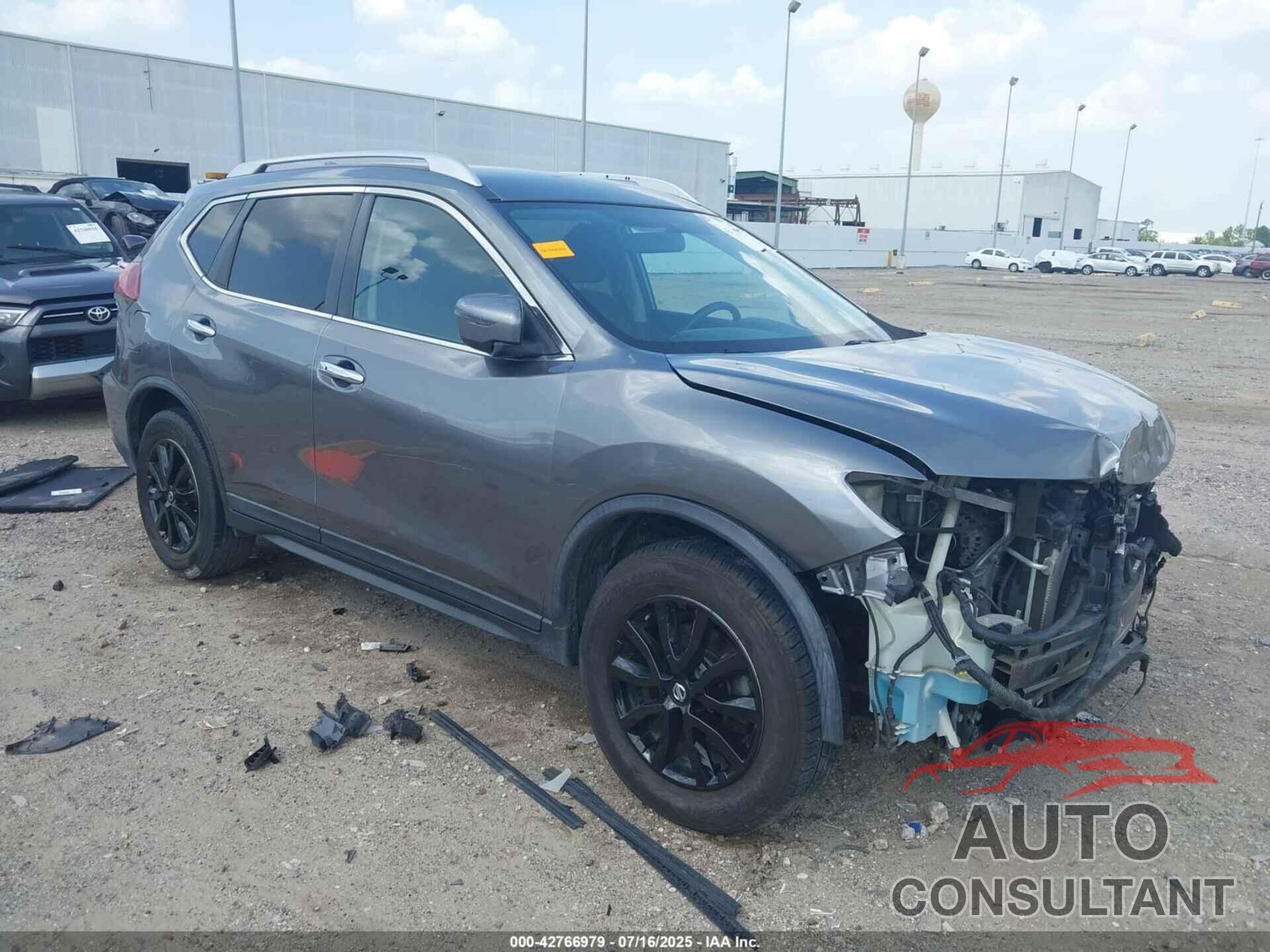 NISSAN ROGUE 2018 - KNMAT2MT9JP518614
