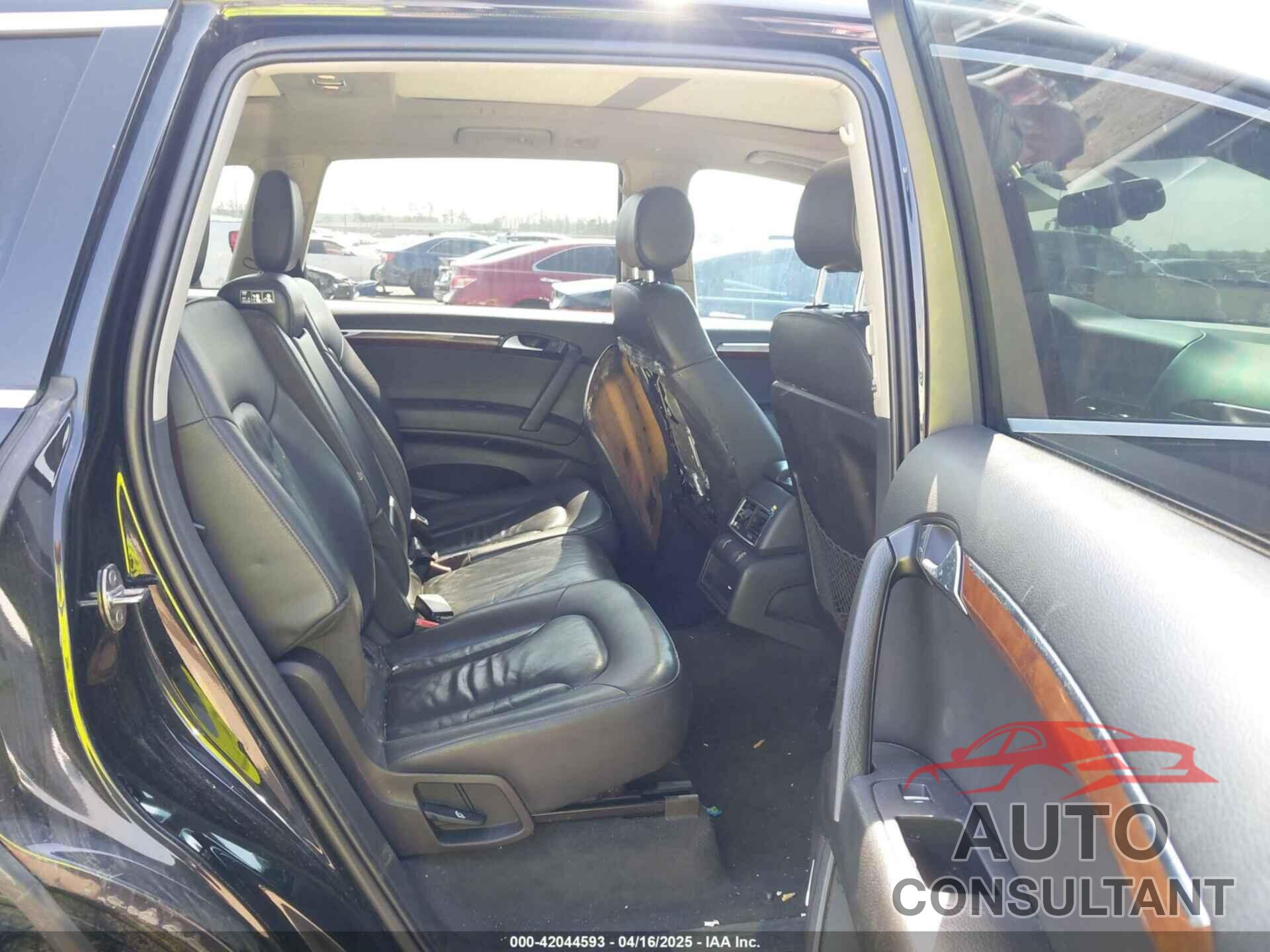 AUDI Q7 2012 - WA1LGAFE6CD003820