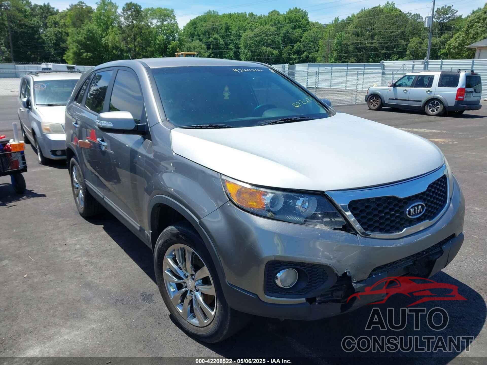 KIA SORENTO 2011 - 5XYKU3A14BG022277