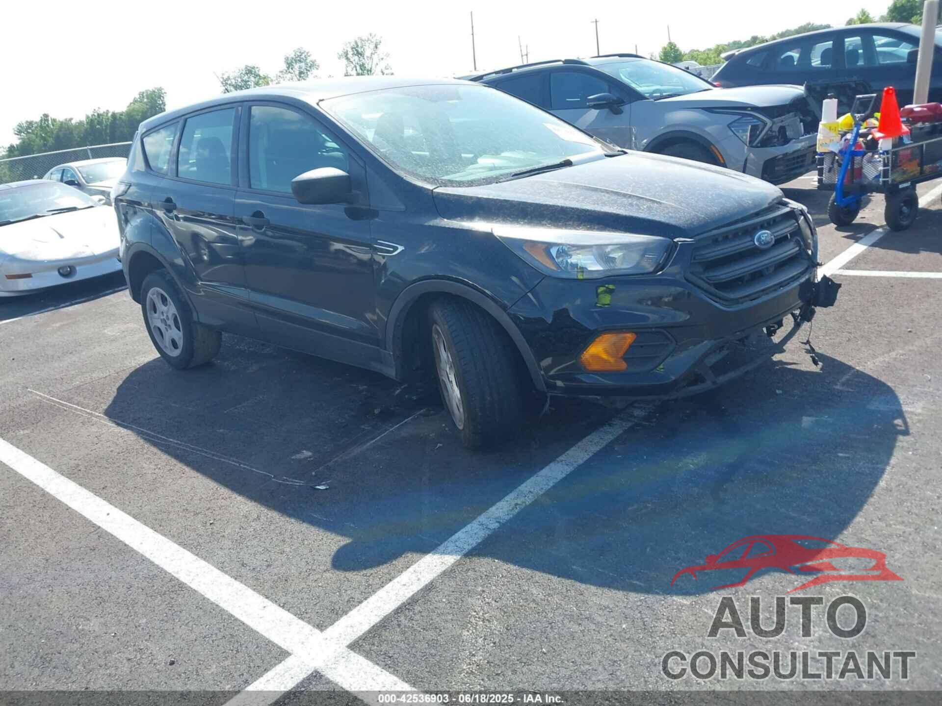 FORD ESCAPE 2018 - 1FMCU0F70JUB96713