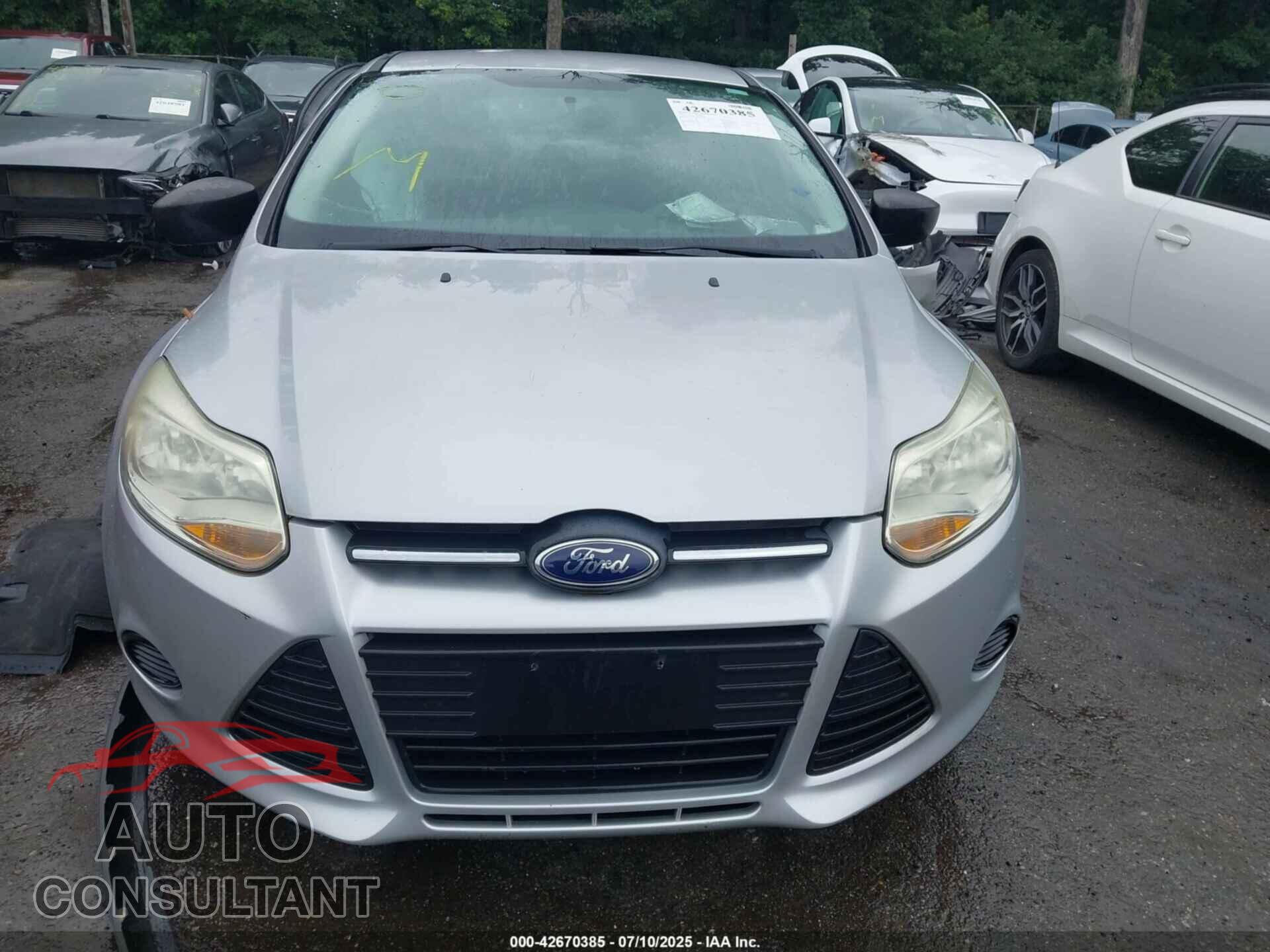 FORD FOCUS 2014 - 1FADP3E27EL240683