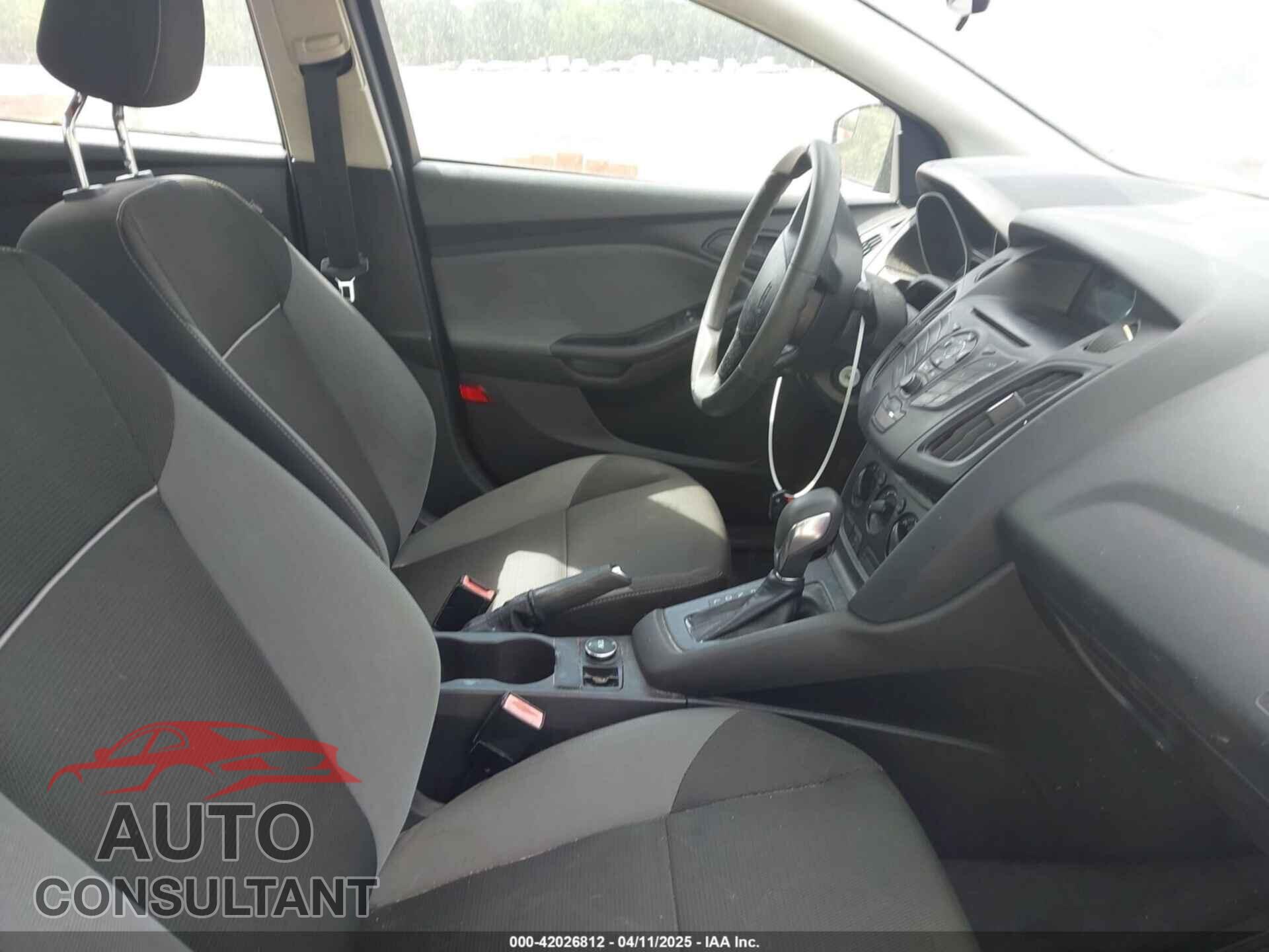 FORD FOCUS 2012 - 1FAHP3E27CL218813