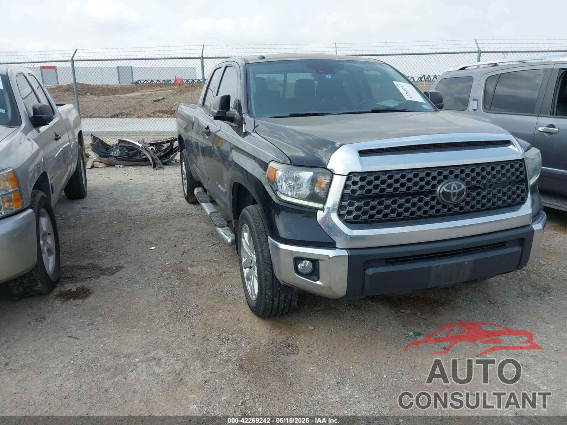 TOYOTA TUNDRA 2018 - 5TFRM5F17JX132111