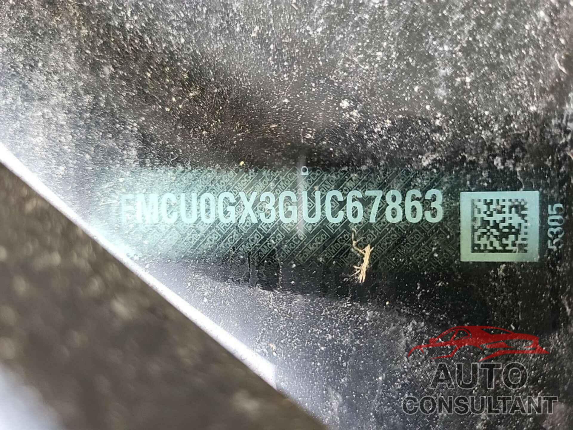 FORD ESCAPE 2016 - 1FMCU0GX3GUC67863