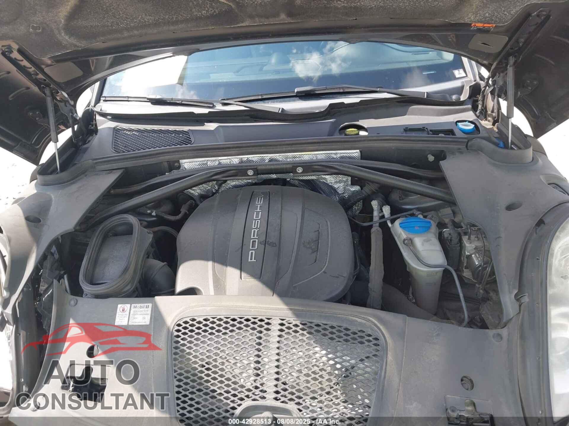 PORSCHE MACAN 2017 - WP1AA2A59HLB04132
