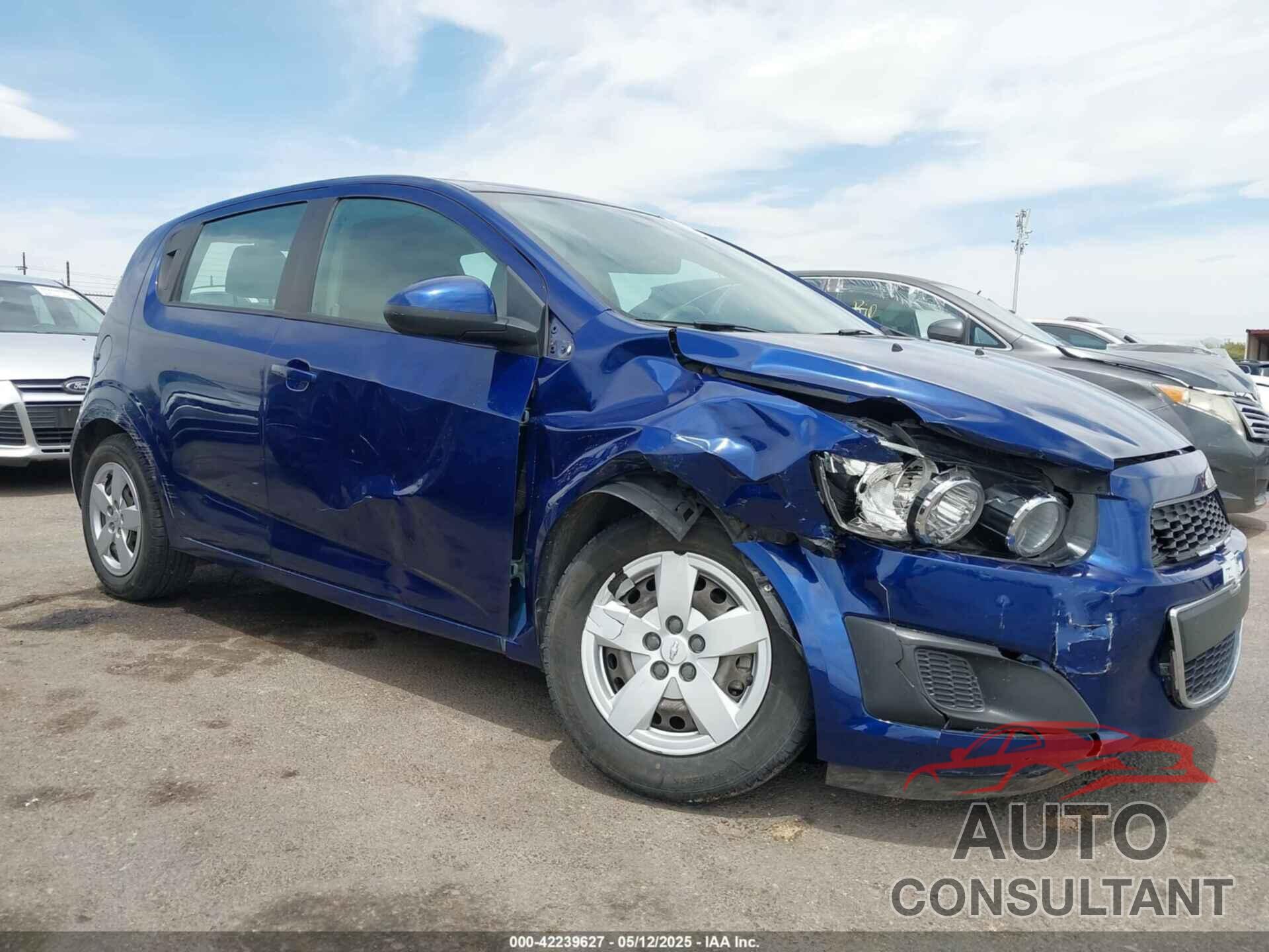 CHEVROLET SONIC 2013 - 1G1JA6SH5D4132489