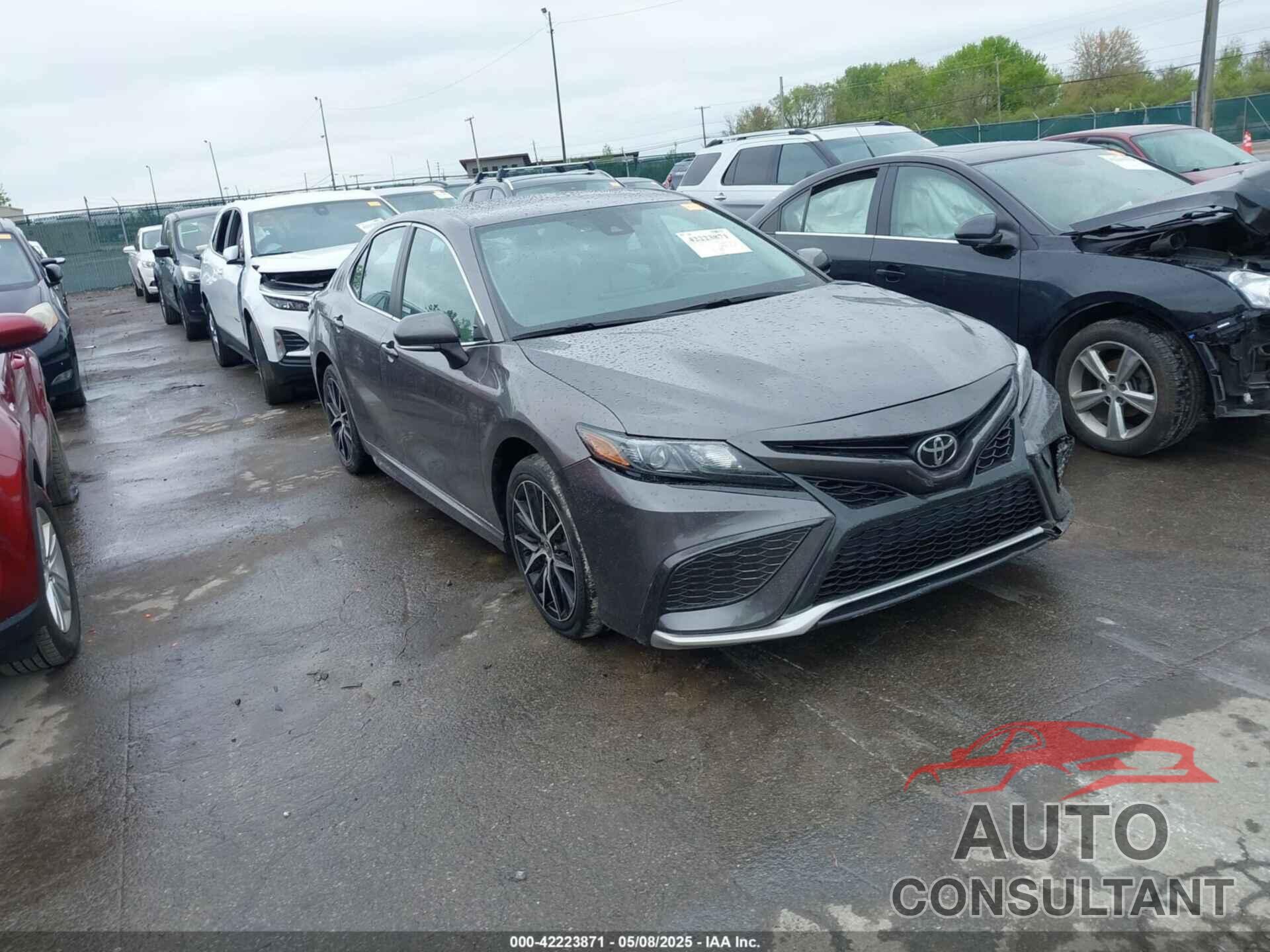 TOYOTA CAMRY 2022 - 4T1G11AK2NU659646