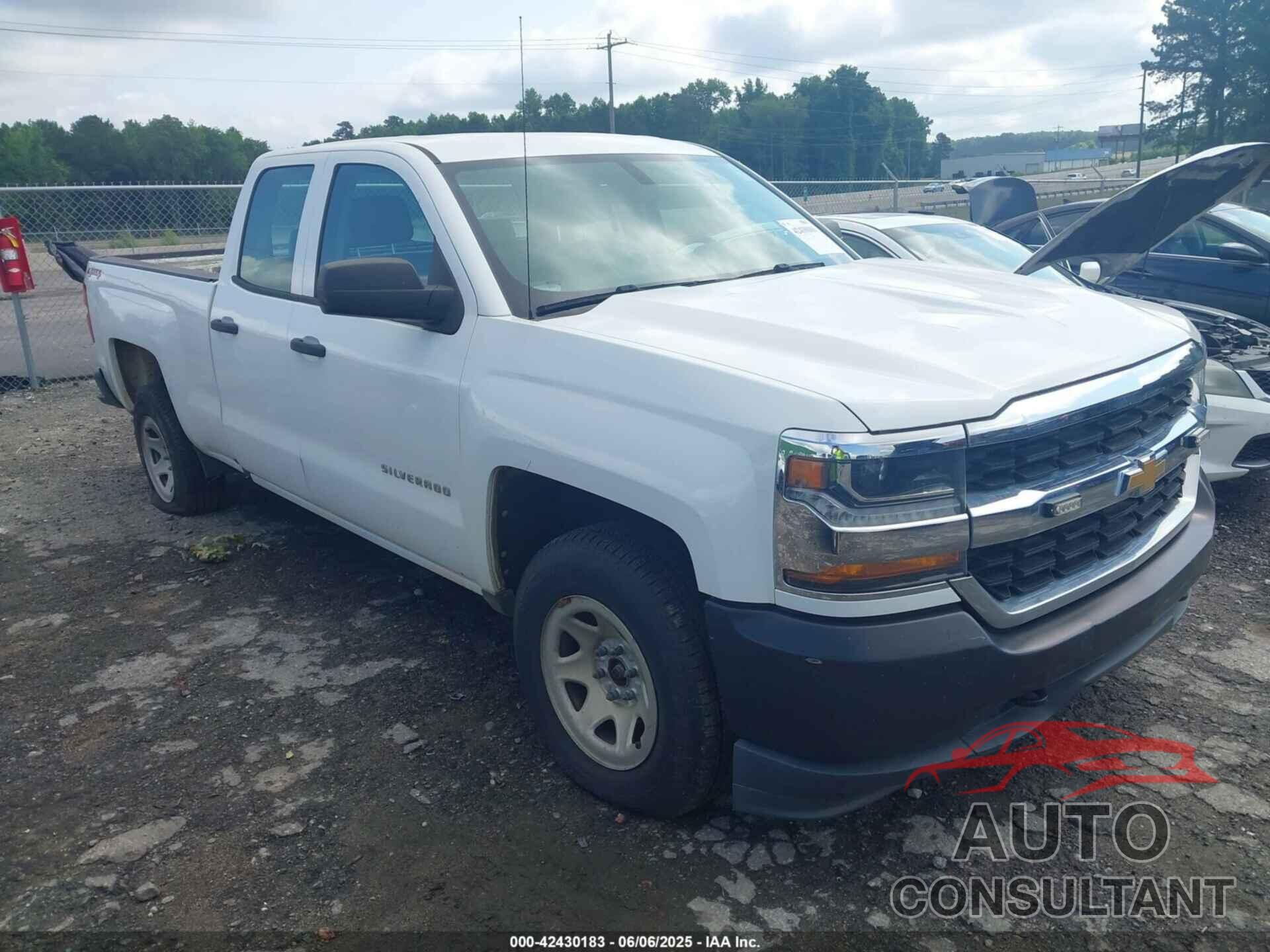 CHEVROLET SILVERADO 1500 2018 - 1GCVKNEH0JZ291298