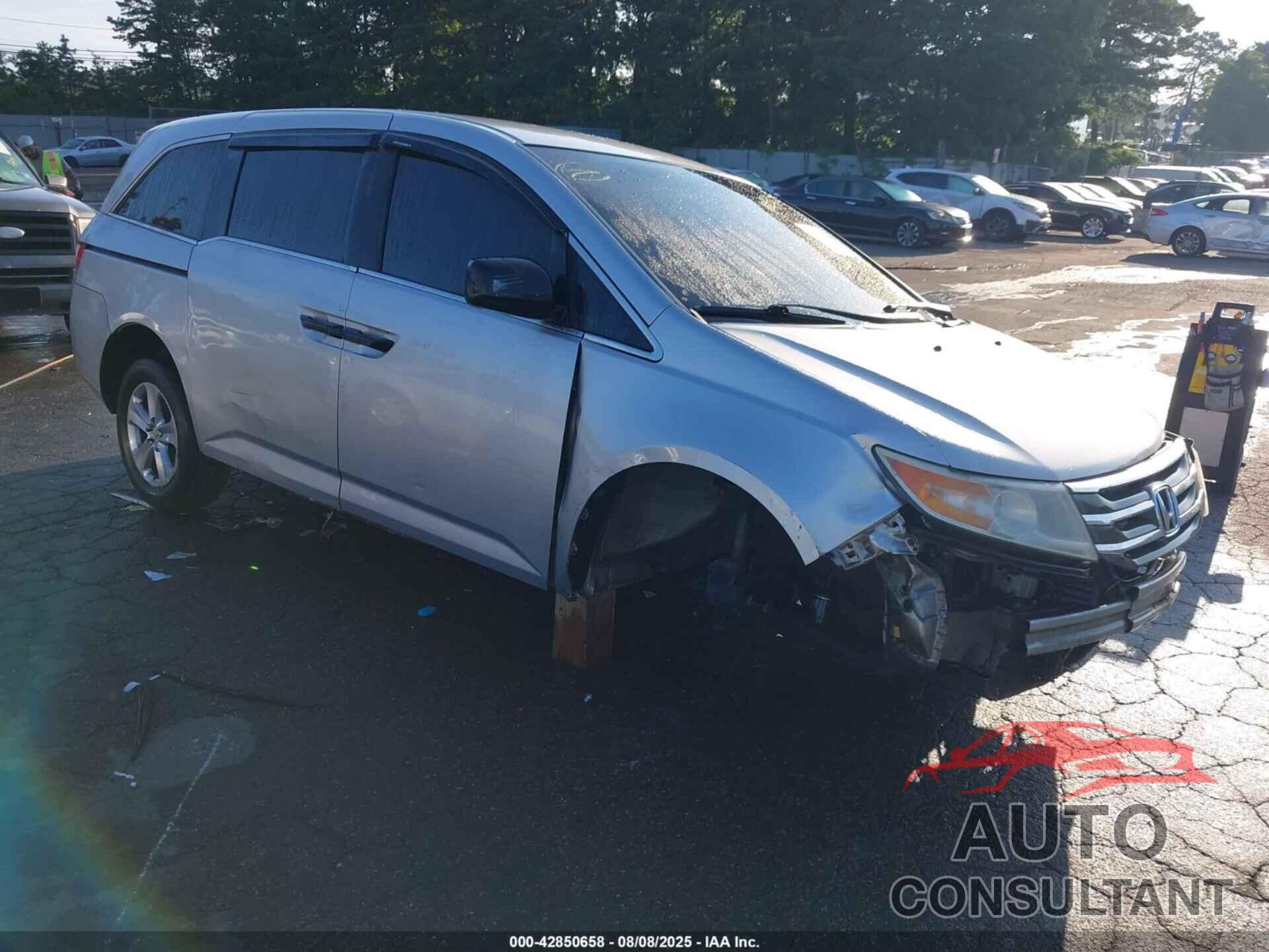 HONDA ODYSSEY 2011 - 5FNRL5H25BB017043