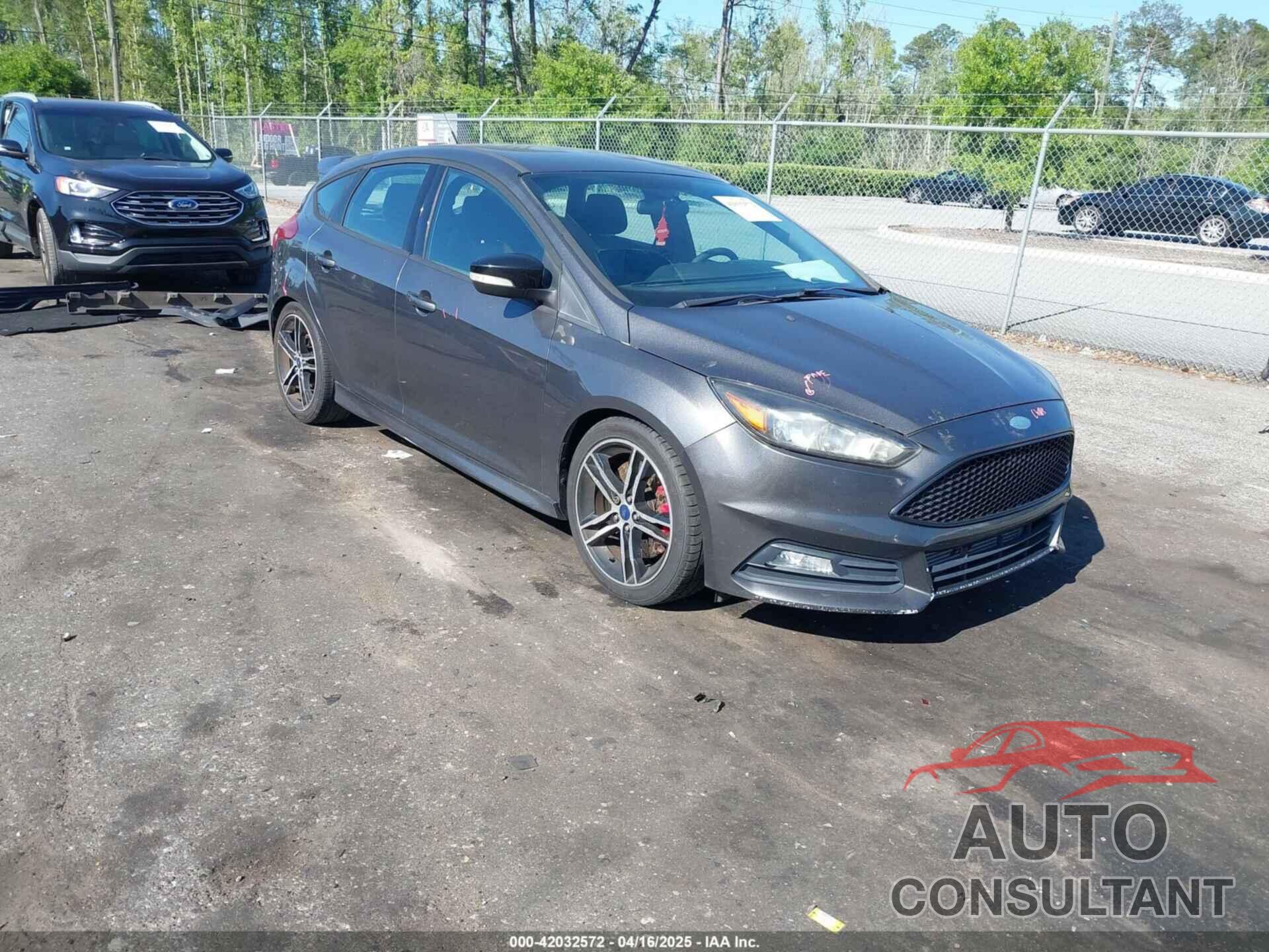 FORD FOCUS ST 2016 - 1FADP3L99GL232877
