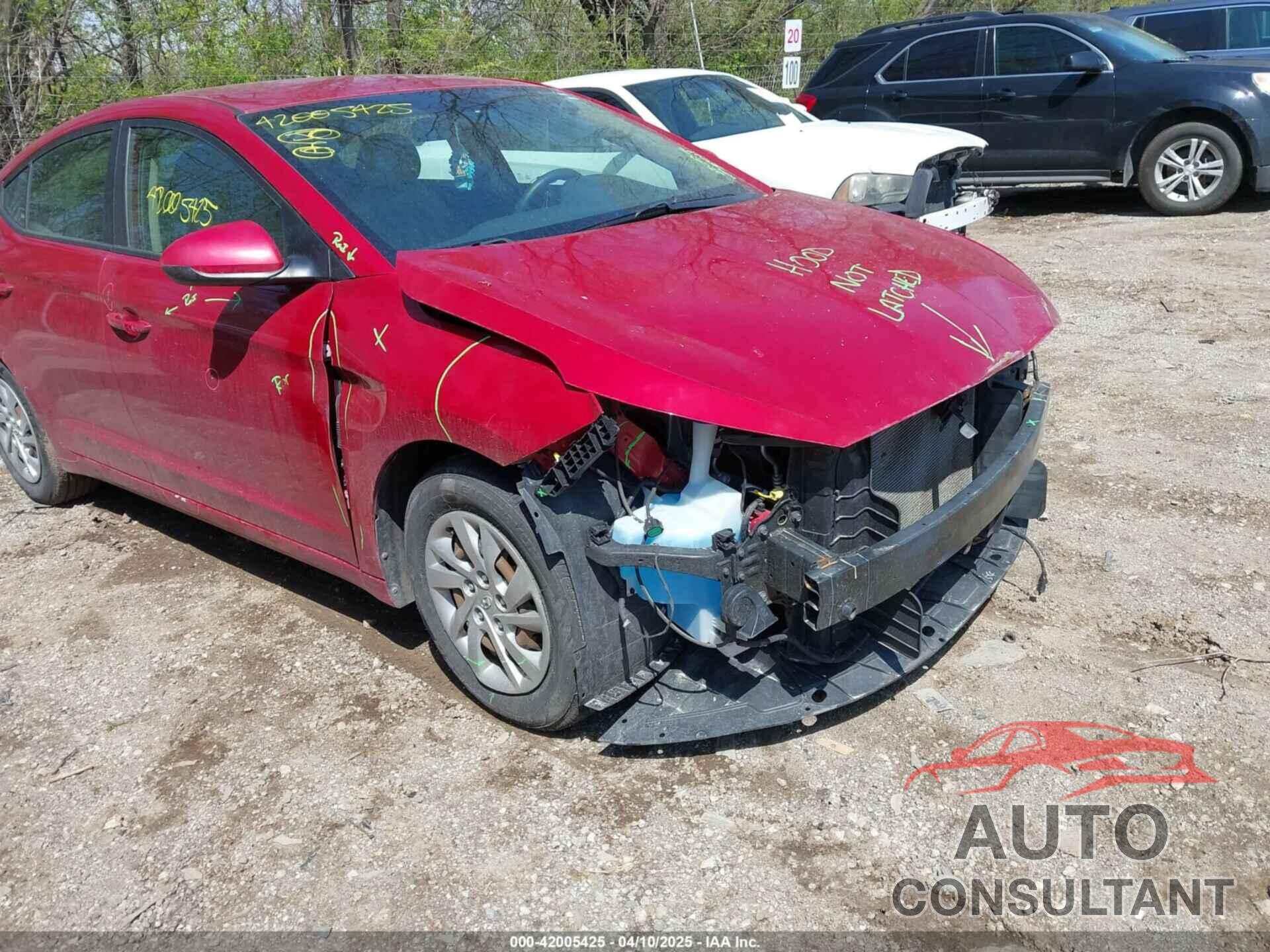 HYUNDAI ELANTRA 2019 - KMHD74LF6KU817159