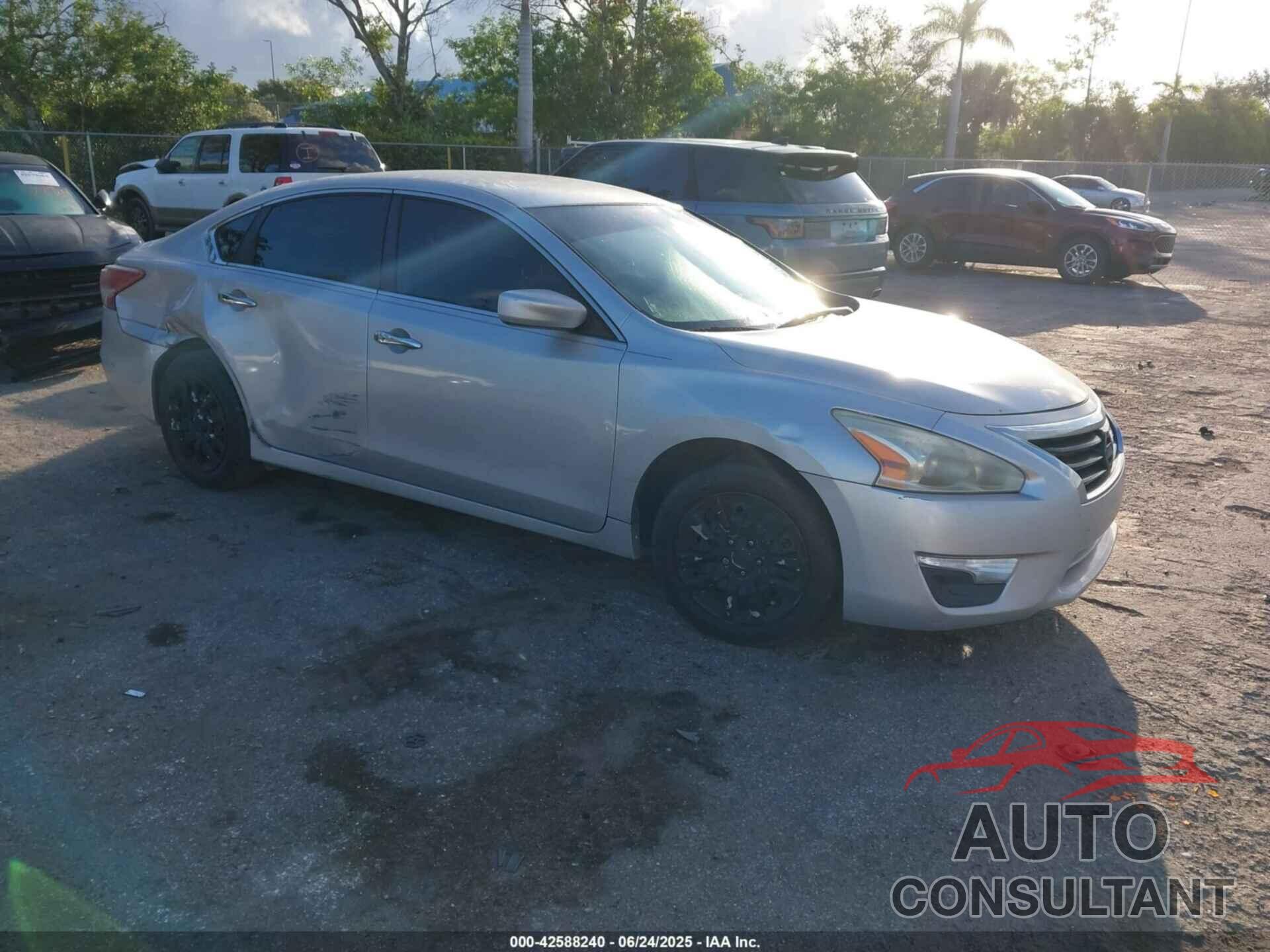 NISSAN ALTIMA 2013 - 1N4AL3AP5DN483038