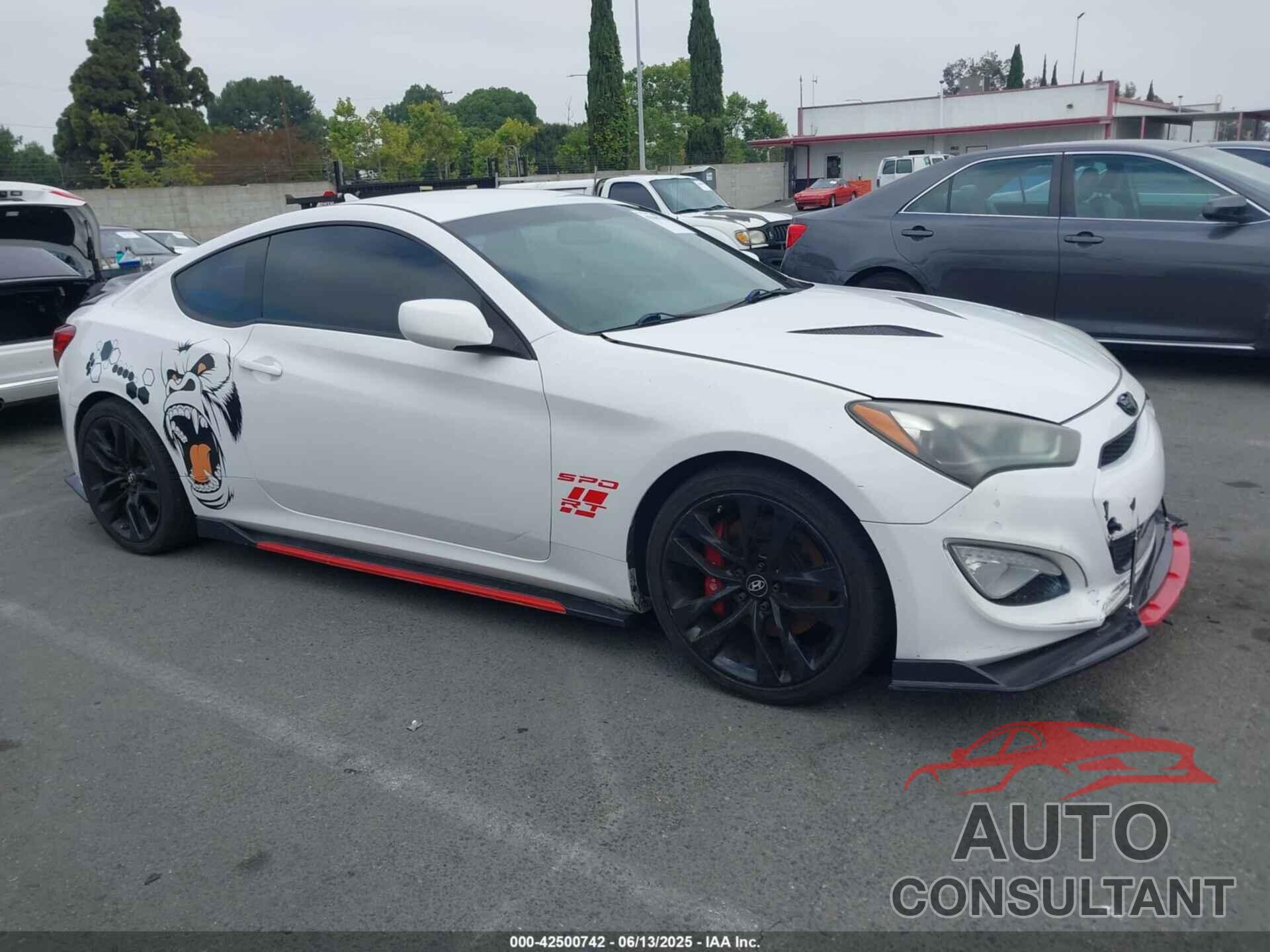 HYUNDAI GENESIS 2013 - KMHHT6KD8DU081739