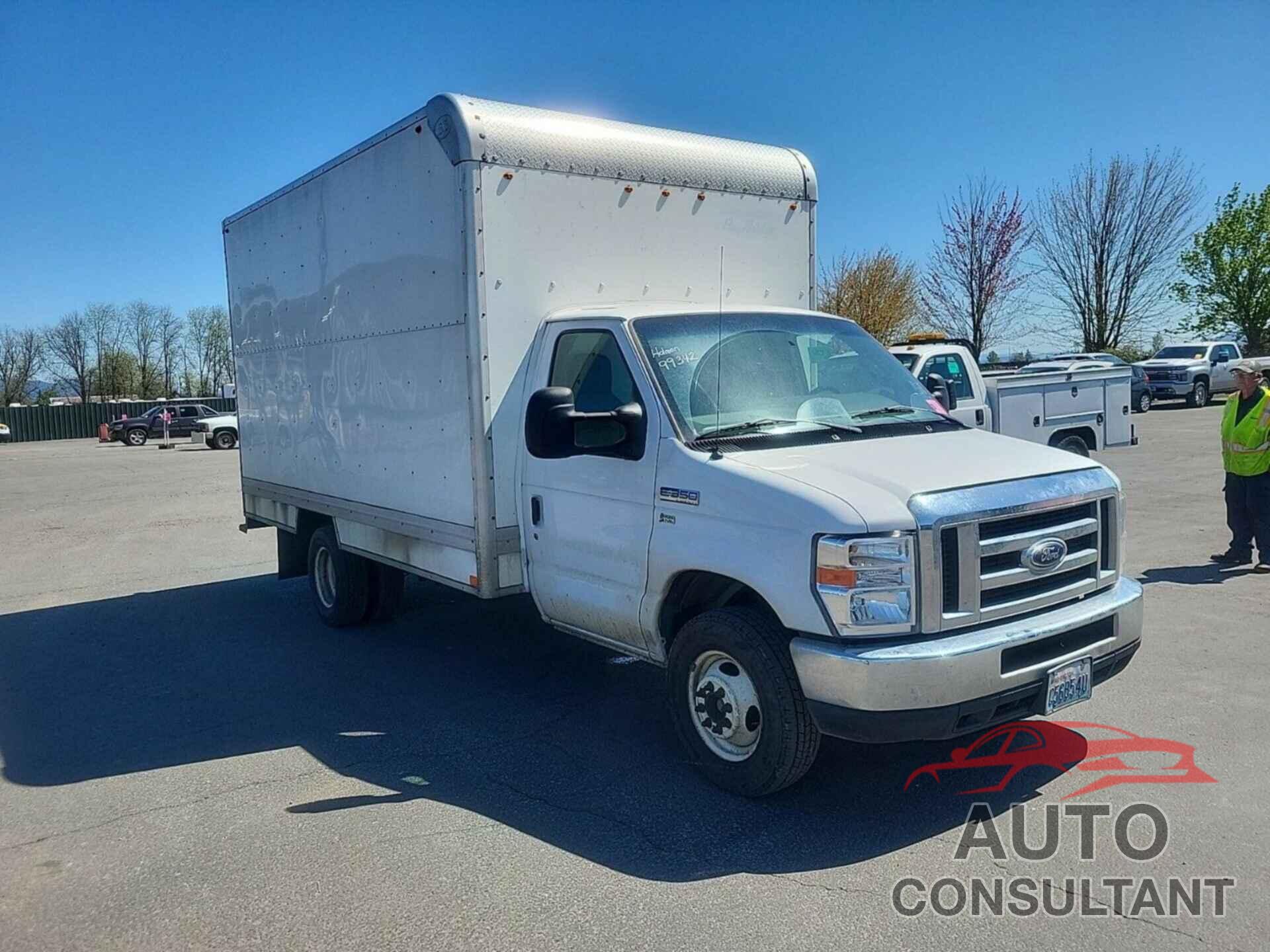 FORD ECONOLINE 2019 - 1FDWE3F65KDC36417