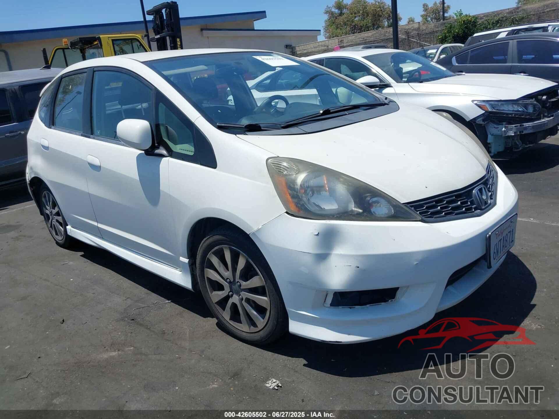 HONDA FIT 2012 - JHMGE8H53CC037768