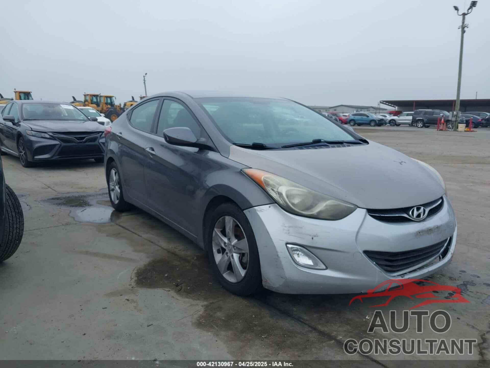 HYUNDAI ELANTRA 2013 - 5NPDH4AE5DH239502