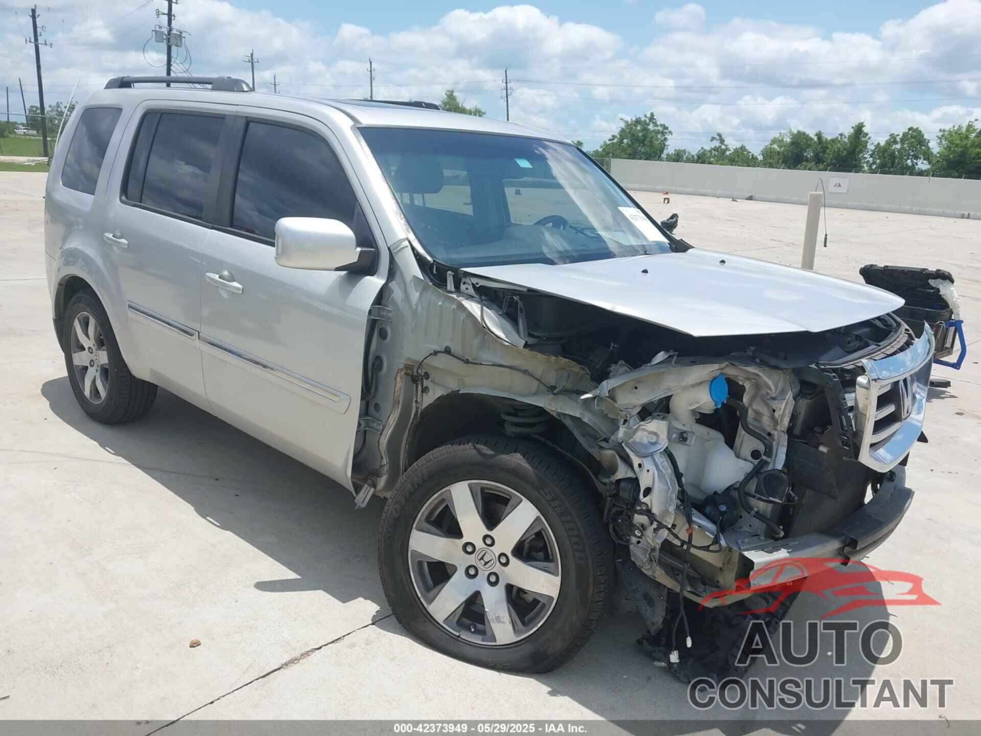 HONDA PILOT 2015 - 5FNYF3H94FB024267