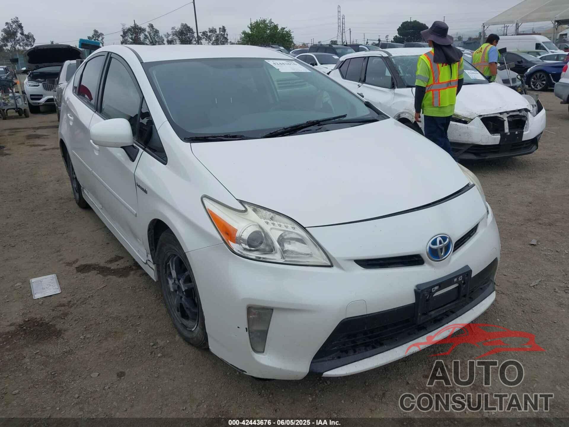 TOYOTA PRIUS 2013 - JTDKN3DU8D5554582