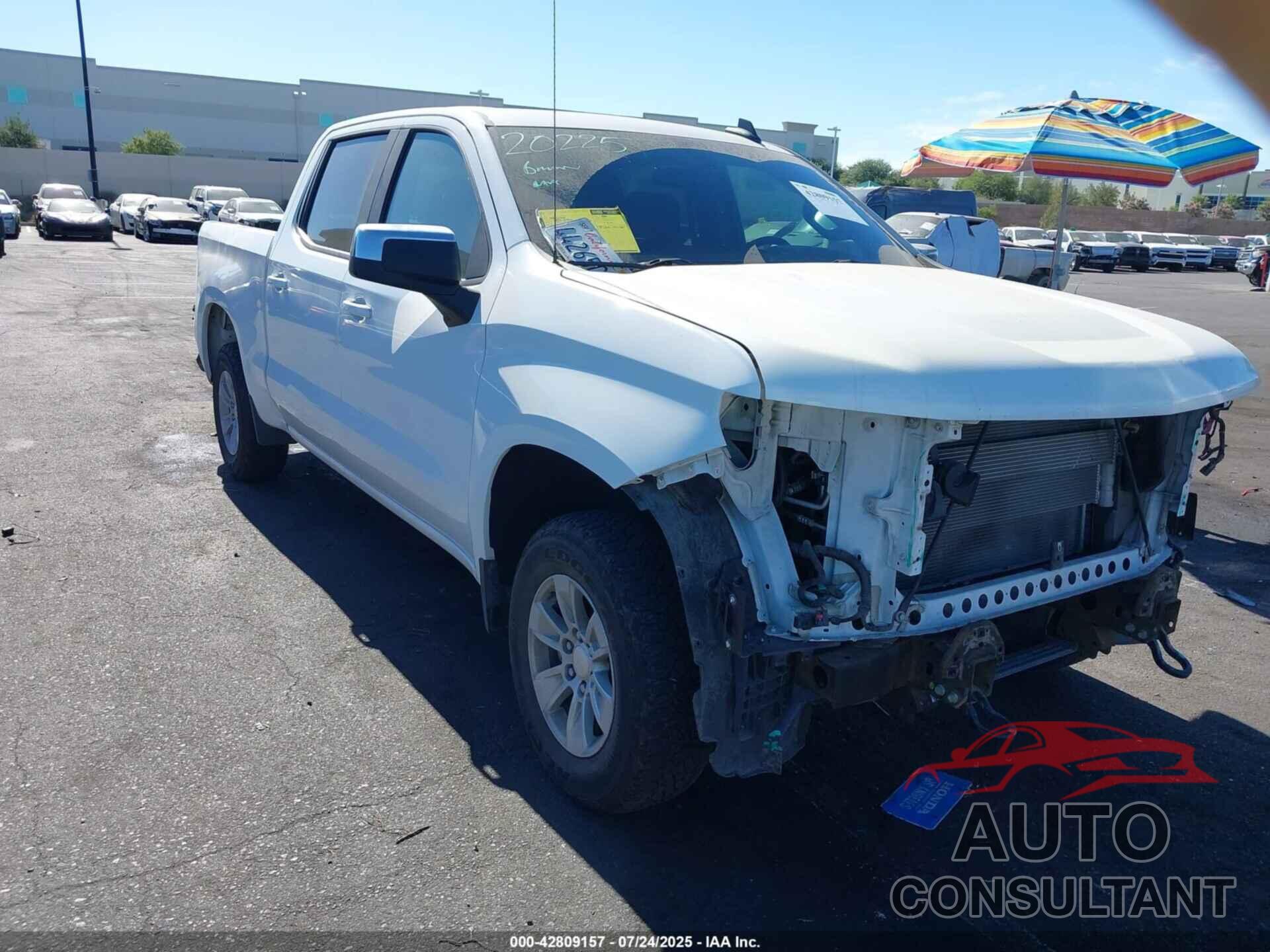 CHEVROLET SILVERADO 1500 2021 - 1GCUYDED3MZ425906