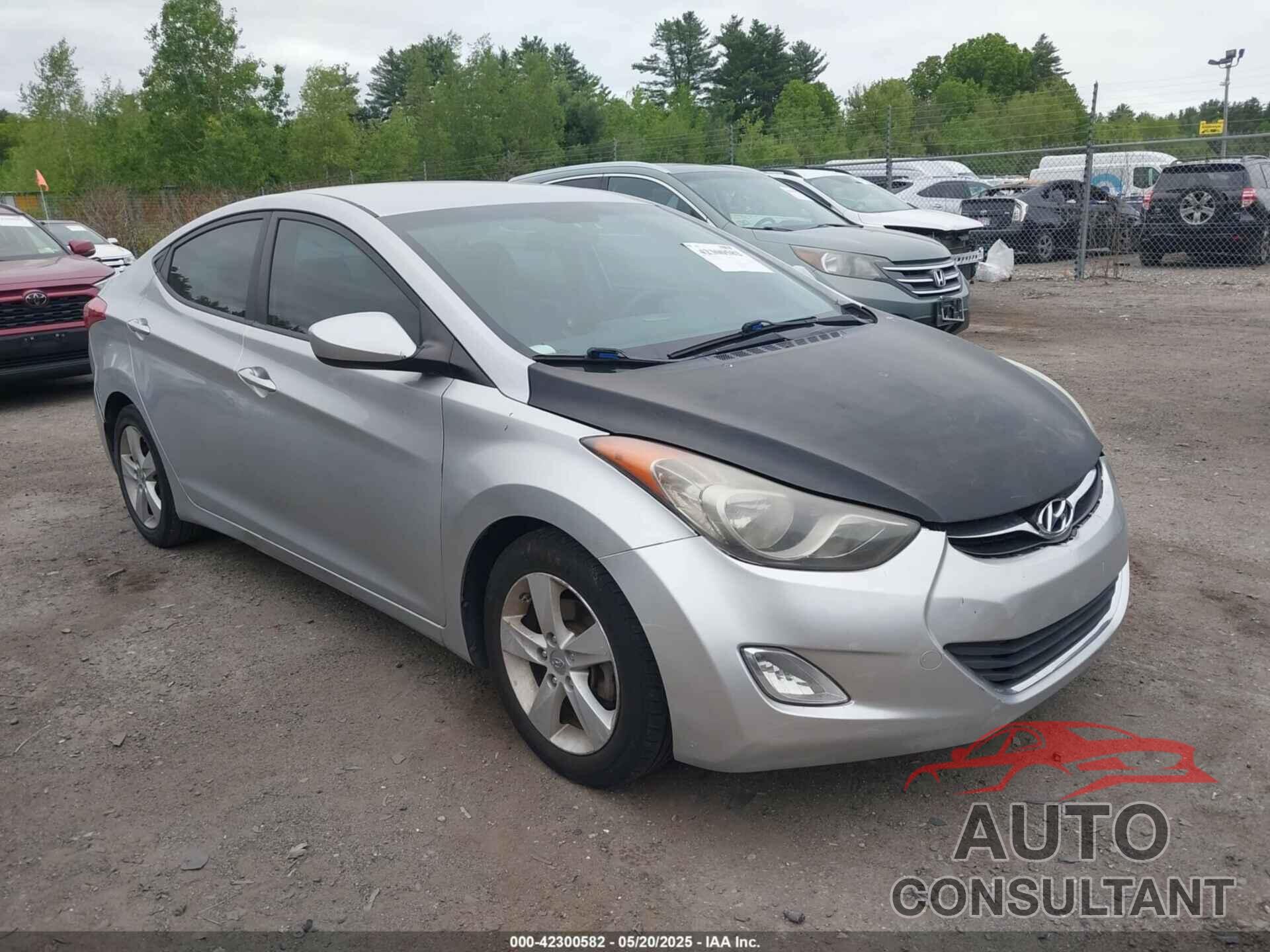 HYUNDAI ELANTRA 2013 - 5NPDH4AE3DH321793