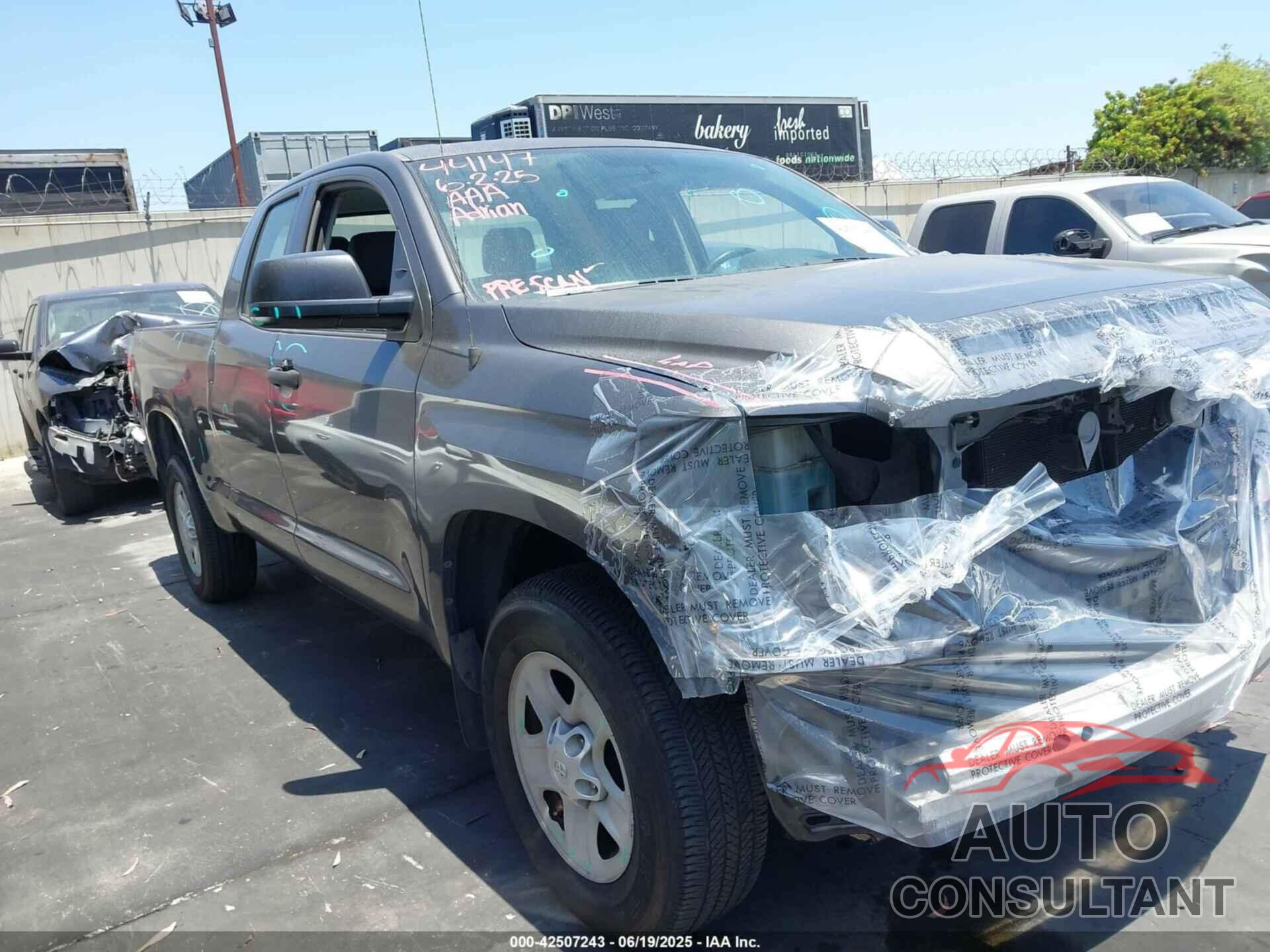 TOYOTA TUNDRA 2014 - 5TFRM5F11EX078889