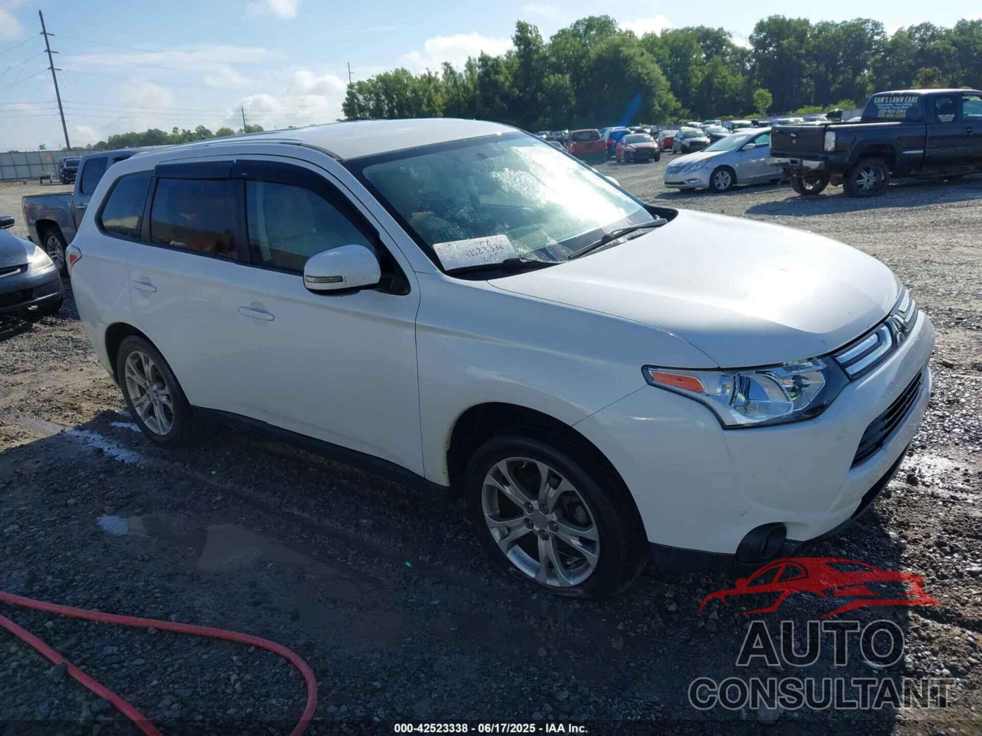 MITSUBISHI OUTLANDER 2014 - JA4AD3A37EZ006846