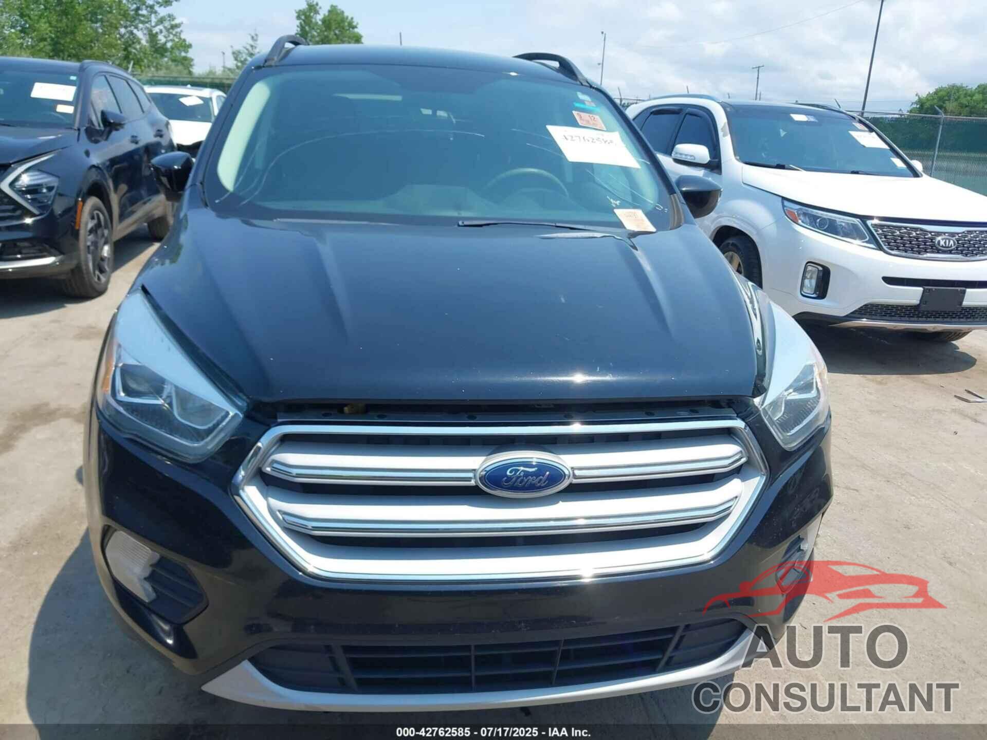 FORD ESCAPE 2018 - 1FMCU9HD4JUB30852