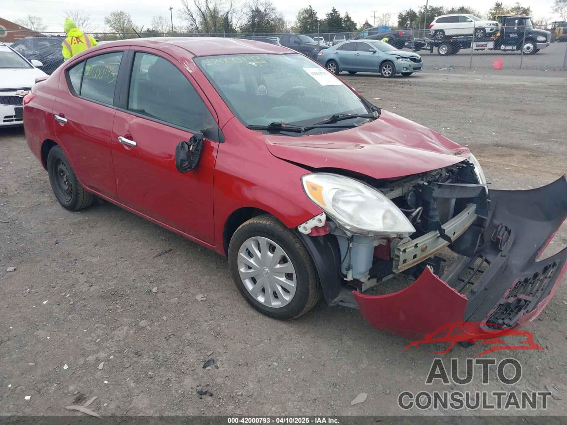 NISSAN VERSA 2013 - 3N1CN7AP8DL895462