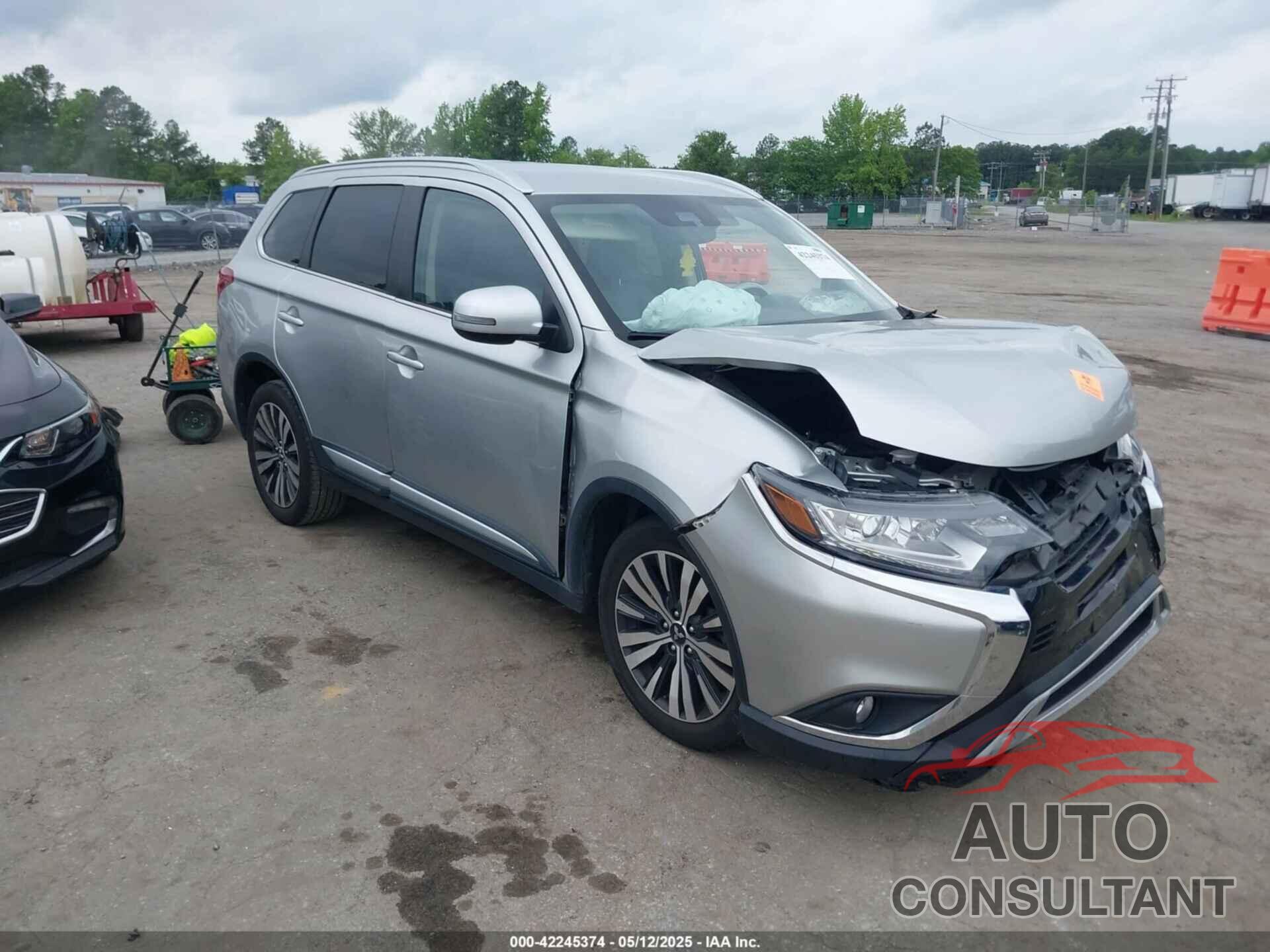 MITSUBISHI OUTLANDER 2020 - JA4AD3A39LZ034015