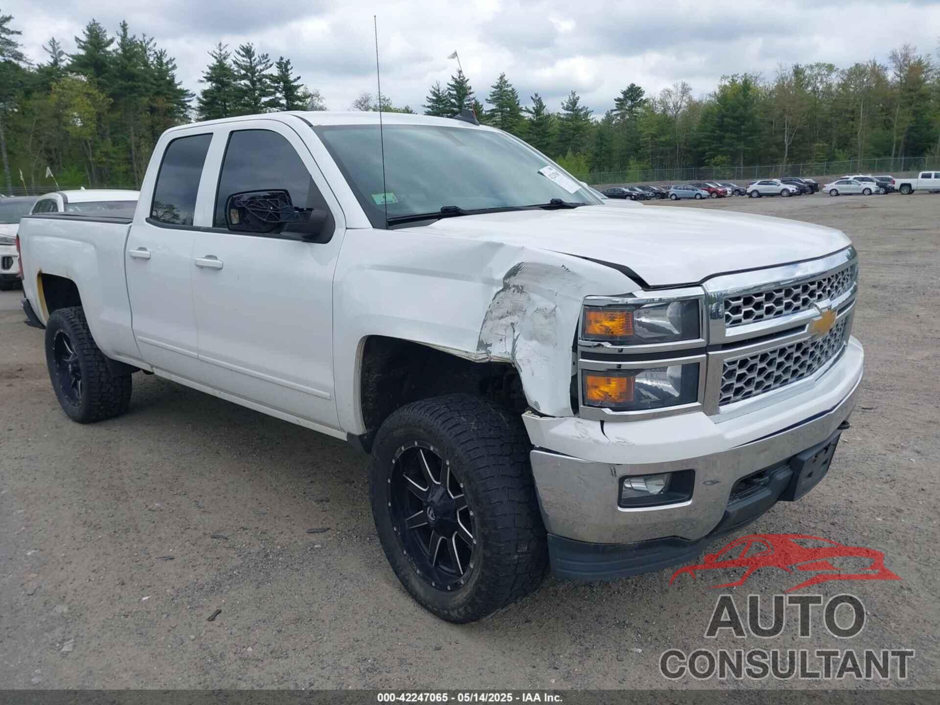 CHEVROLET SILVERADO 1500 2015 - 1GCVKREC6FZ192925
