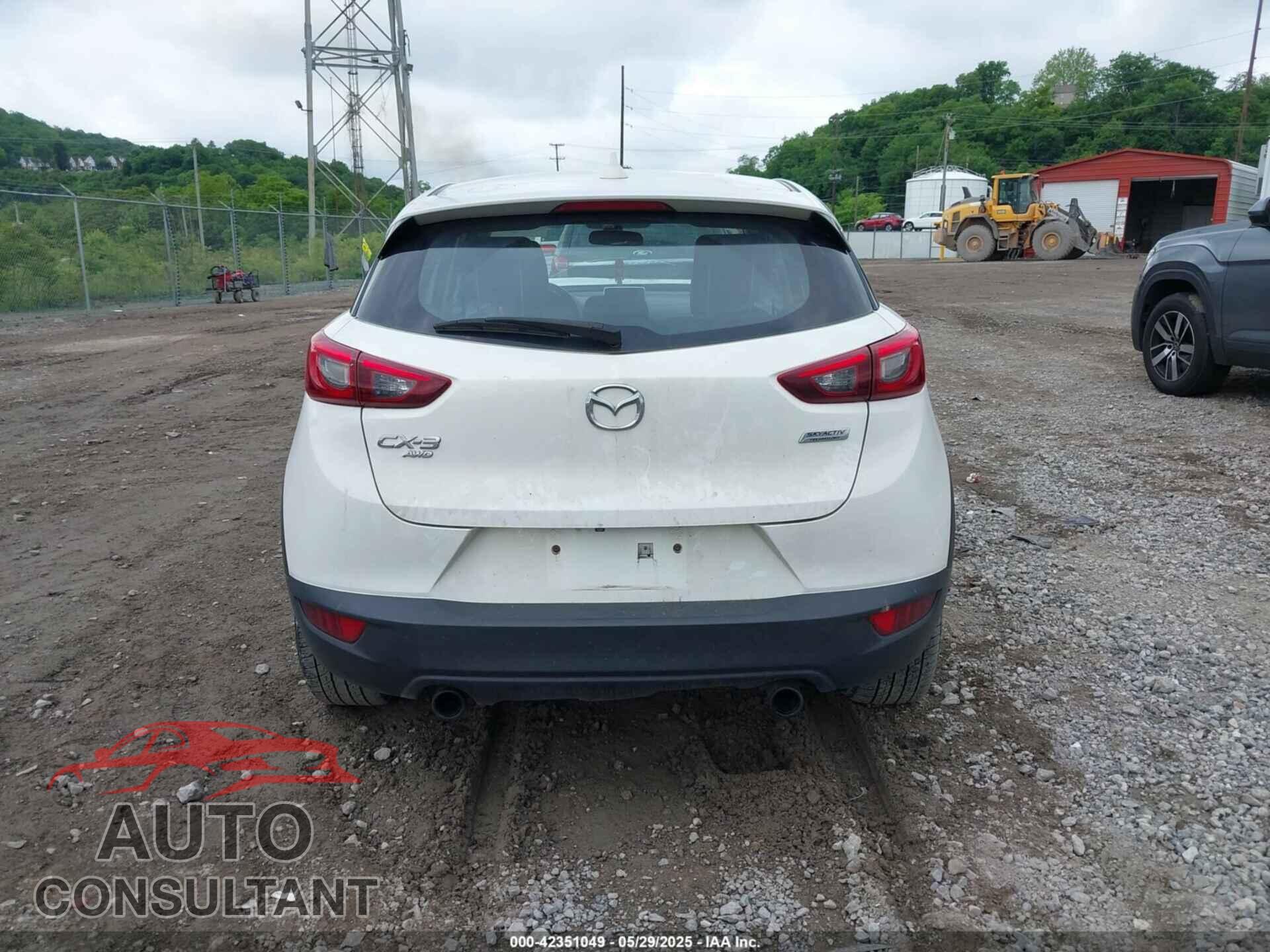 MAZDA CX-3 2017 - JM1DKFC76H0146700