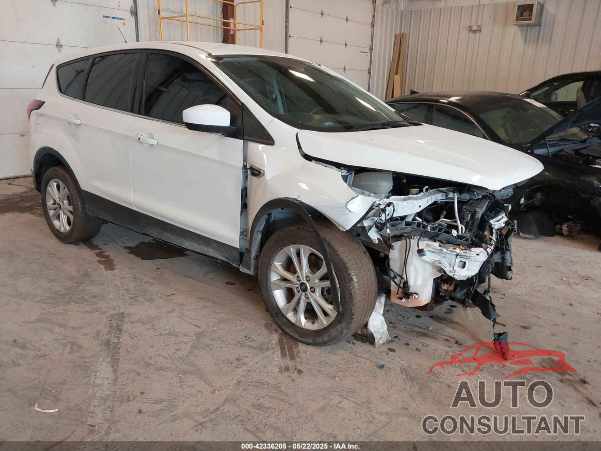 FORD ESCAPE 2019 - 1FMCU9GD5KUA04227