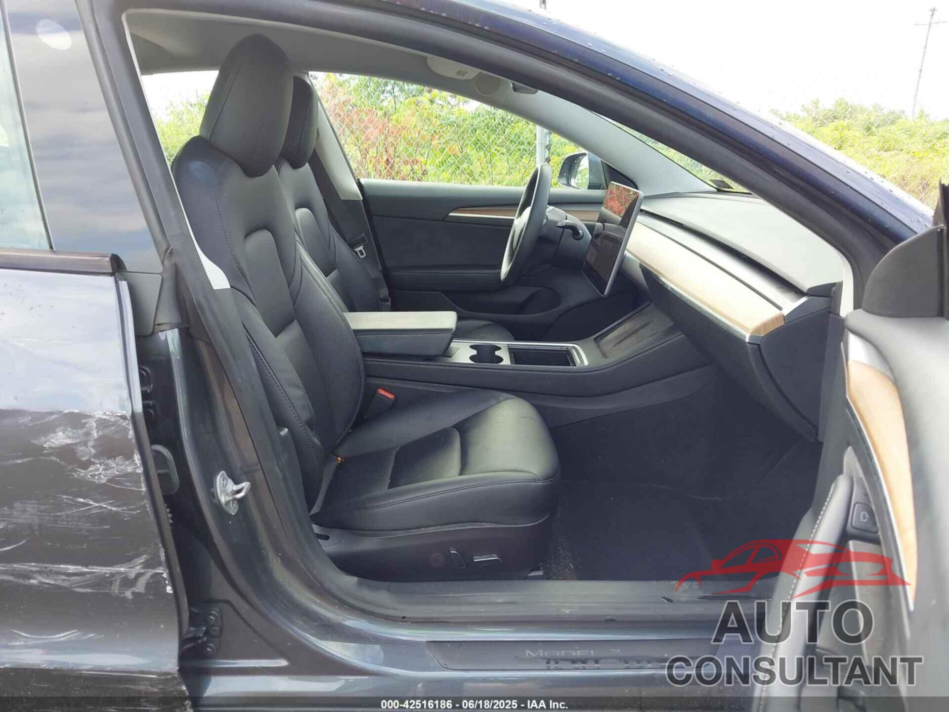 TESLA MODEL 3 2021 - 5YJ3E1EB1MF983986
