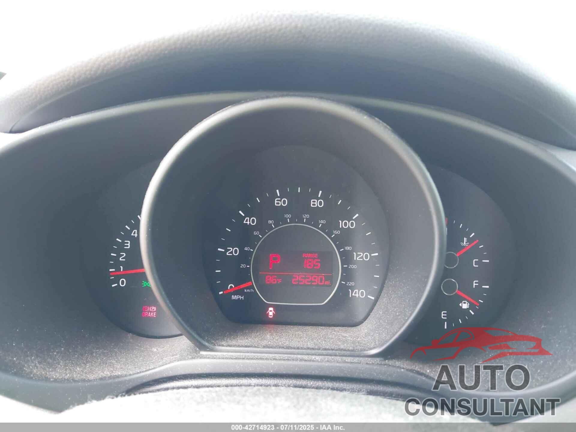KIA SOUL 2017 - KNDJN2A25H7487765