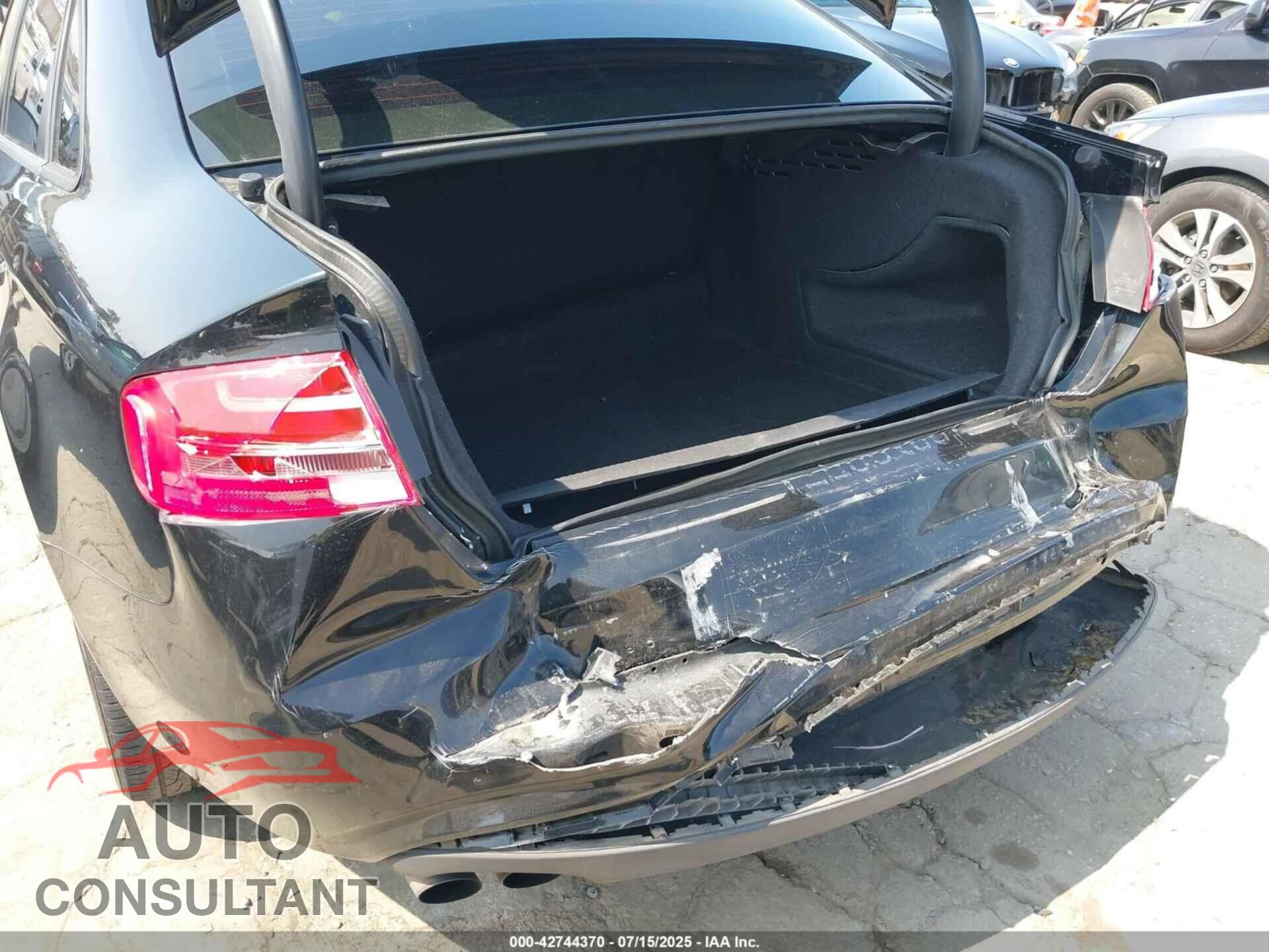 AUDI A4 2013 - WAUAFAFL6DN044536
