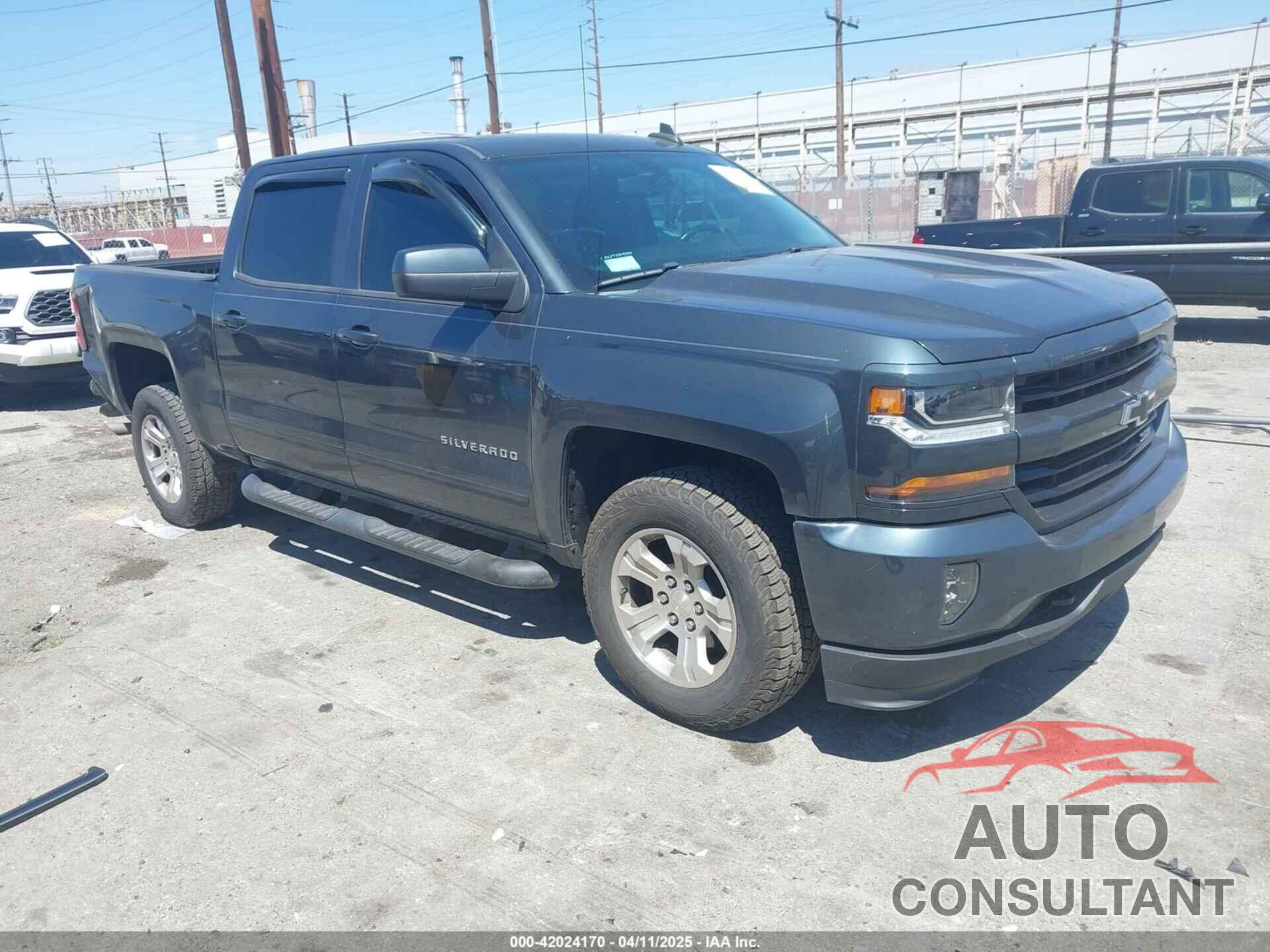 CHEVROLET SILVERADO 2018 - 3GCUKREC1JG511846