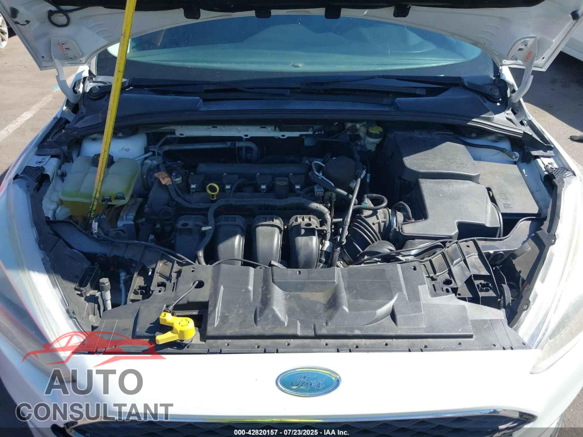 FORD FOCUS 2015 - 1FADP3F29FL287178