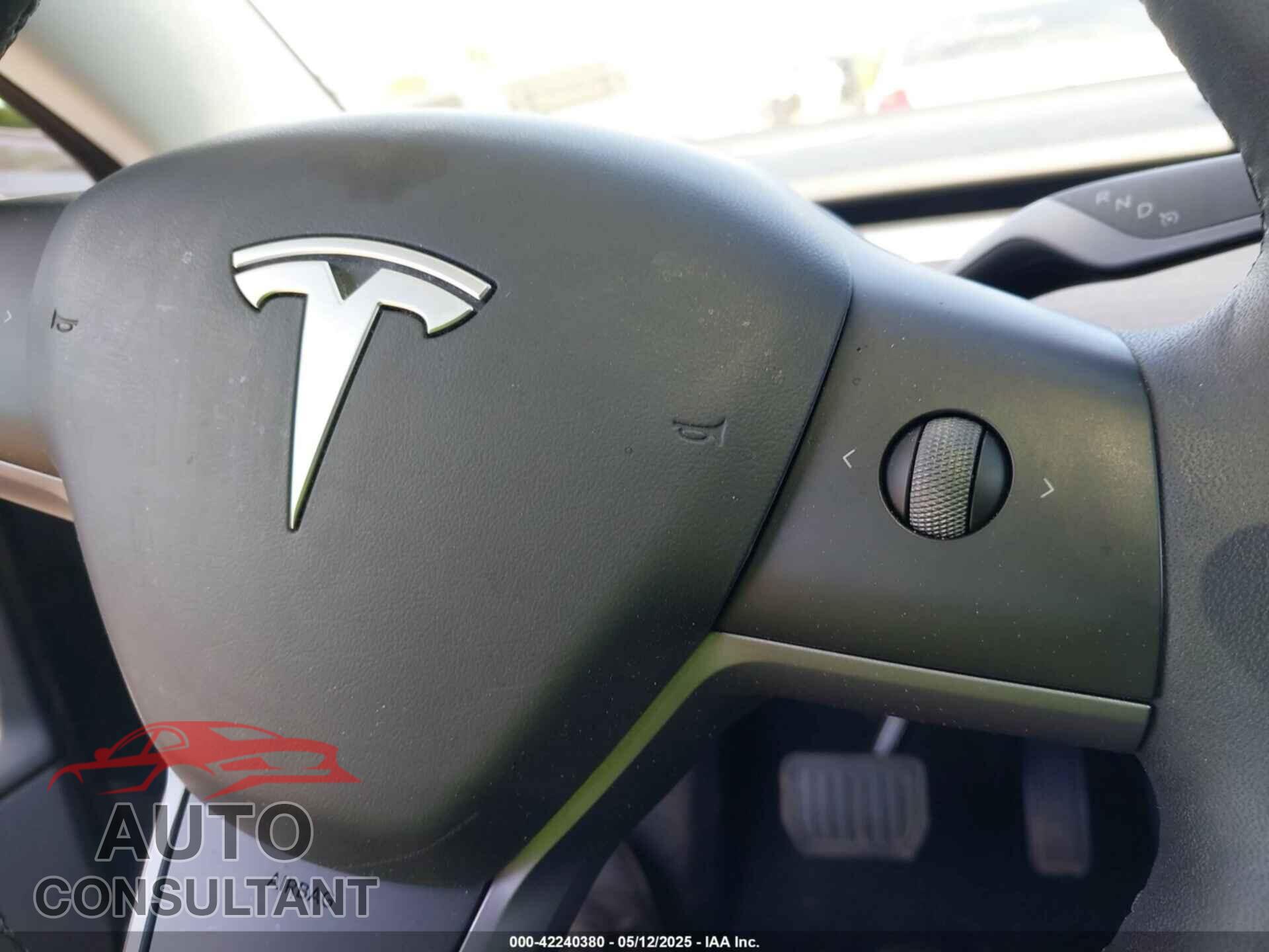 TESLA MODEL 3 2023 - 5YJ3E1EA3PF686679