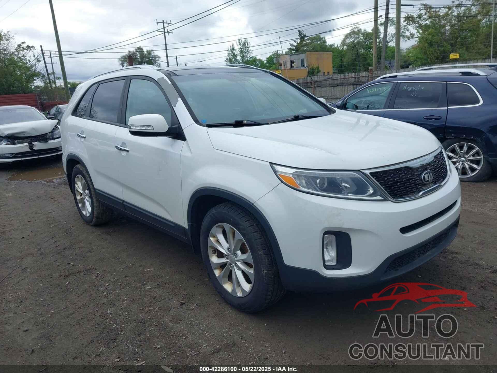 KIA SORENTO 2015 - 5XYKU4A76FG592670
